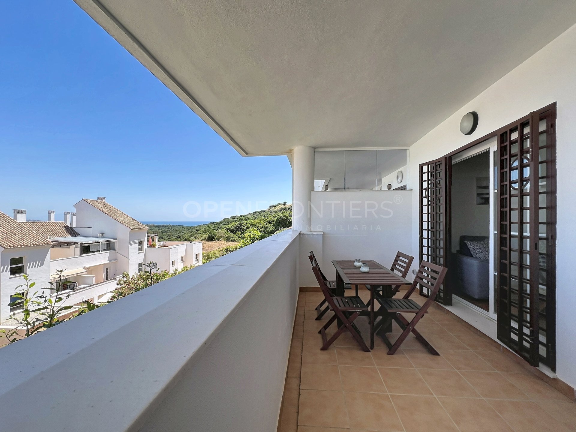 Ground Floor Apartment with Panoramic Sea and Golf Views in La Alcaidesa
