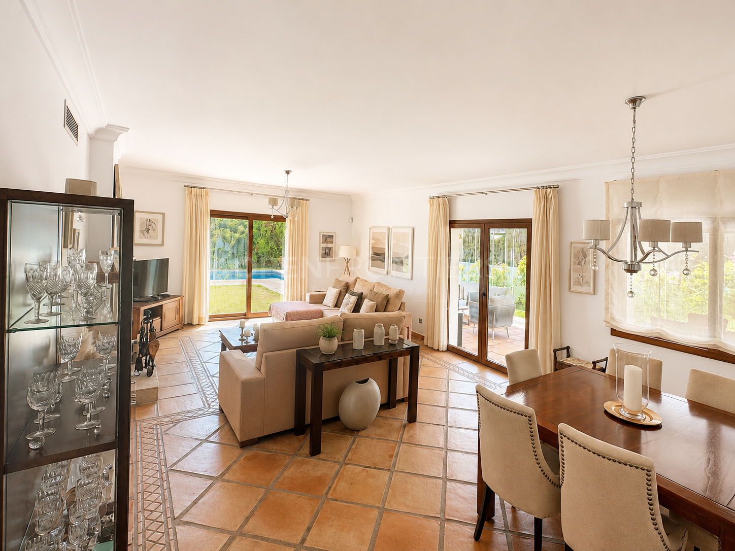 Mediterranean Villa with Private Pool in Sotogrande Costa