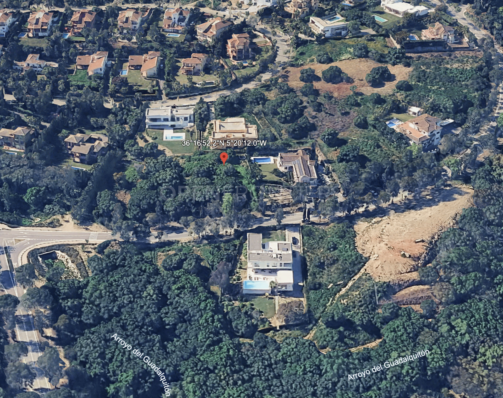 1,986 m² Building Plot on Avenida de los Cortijos, Sotogrande