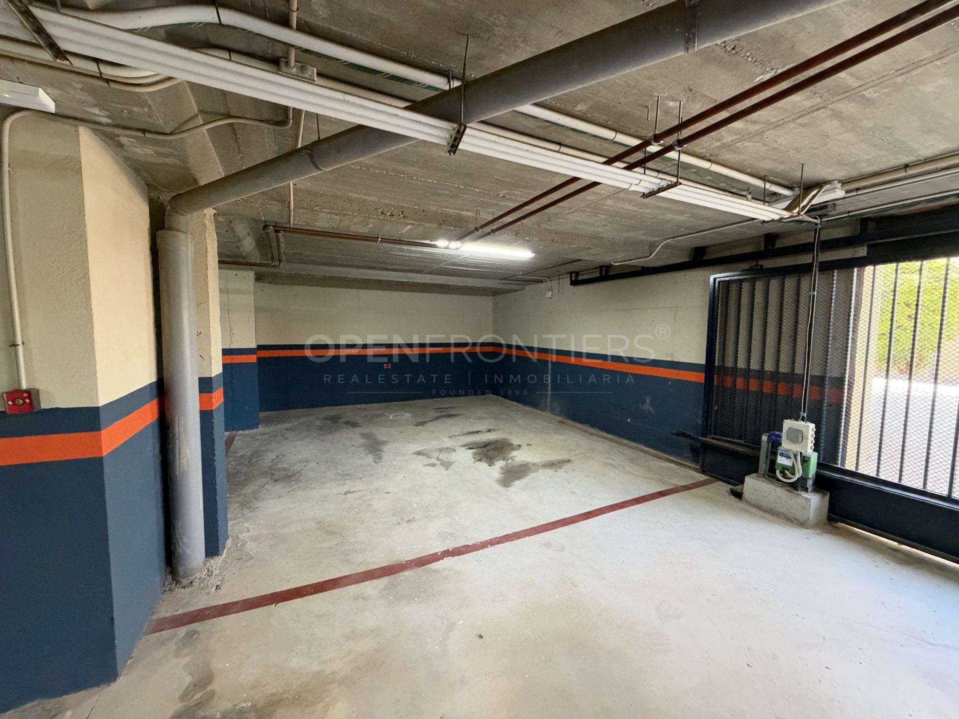 Double Garage for Sale in Ribera del Arquero, Sotogrande Marina