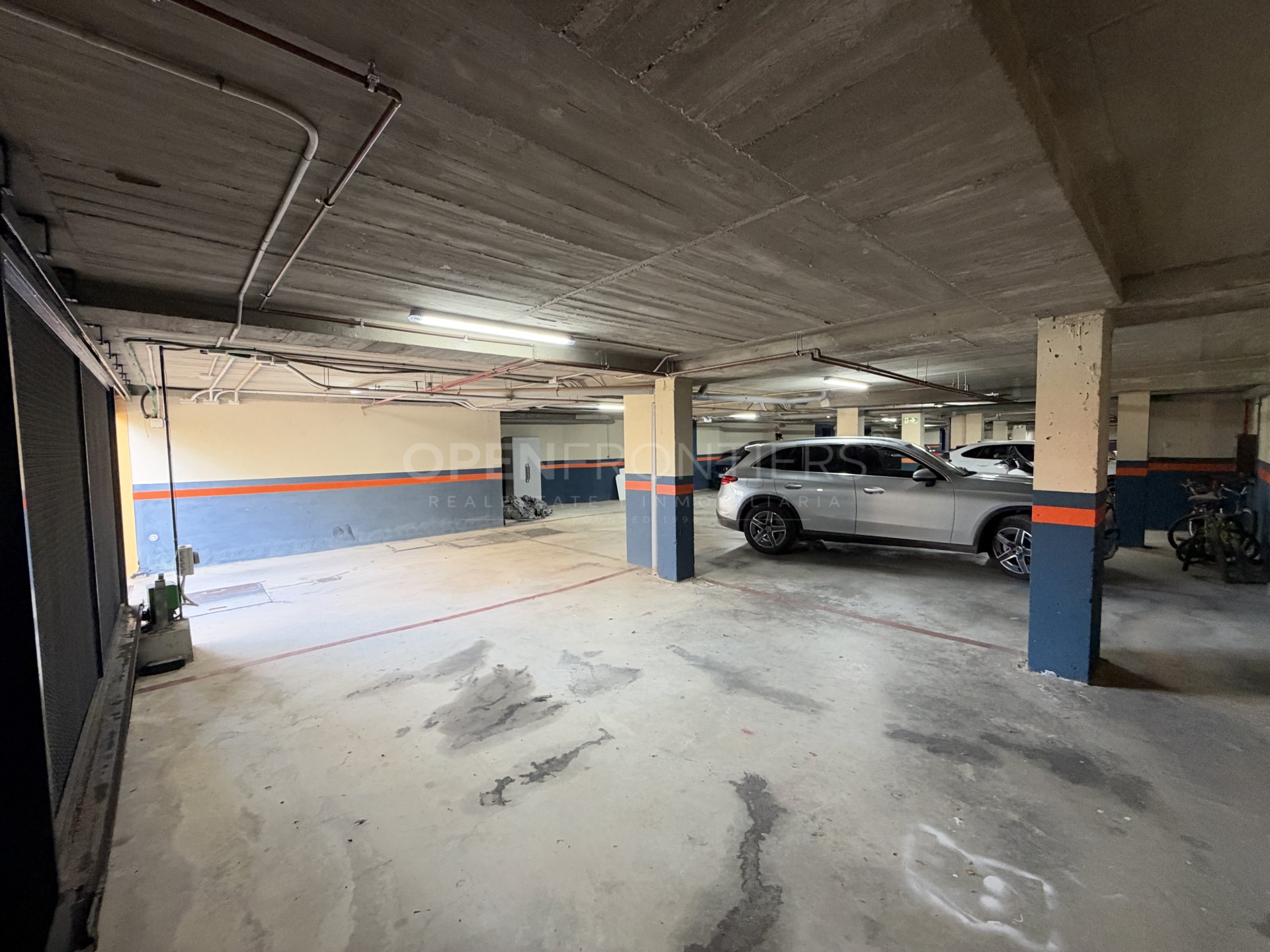 Double Garage for Sale in Ribera del Arquero, Sotogrande Marina