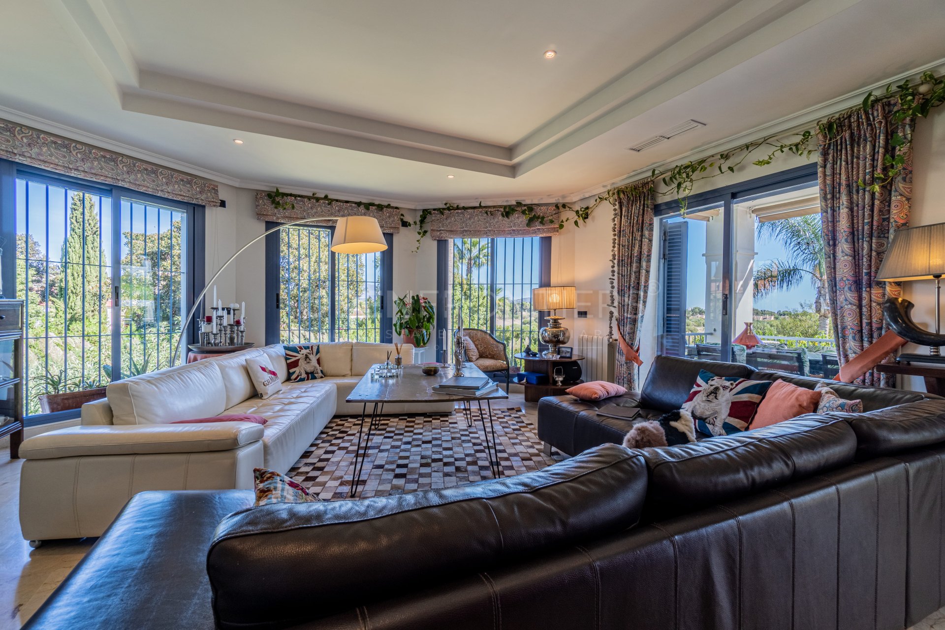 Spacious 6-Bedroom Family Villa with Garden in Sotogrande Zone B