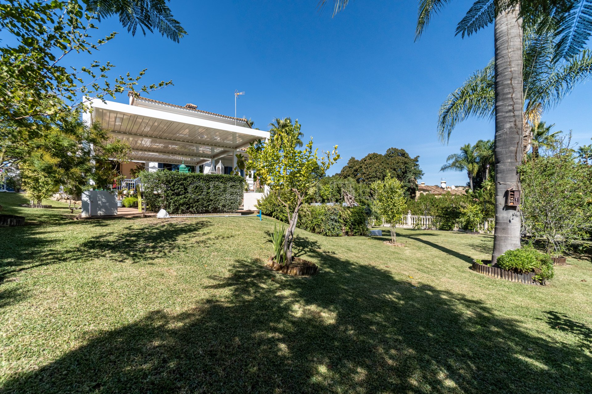 Spacious 6-Bedroom Family Villa with Garden in Sotogrande Zone B