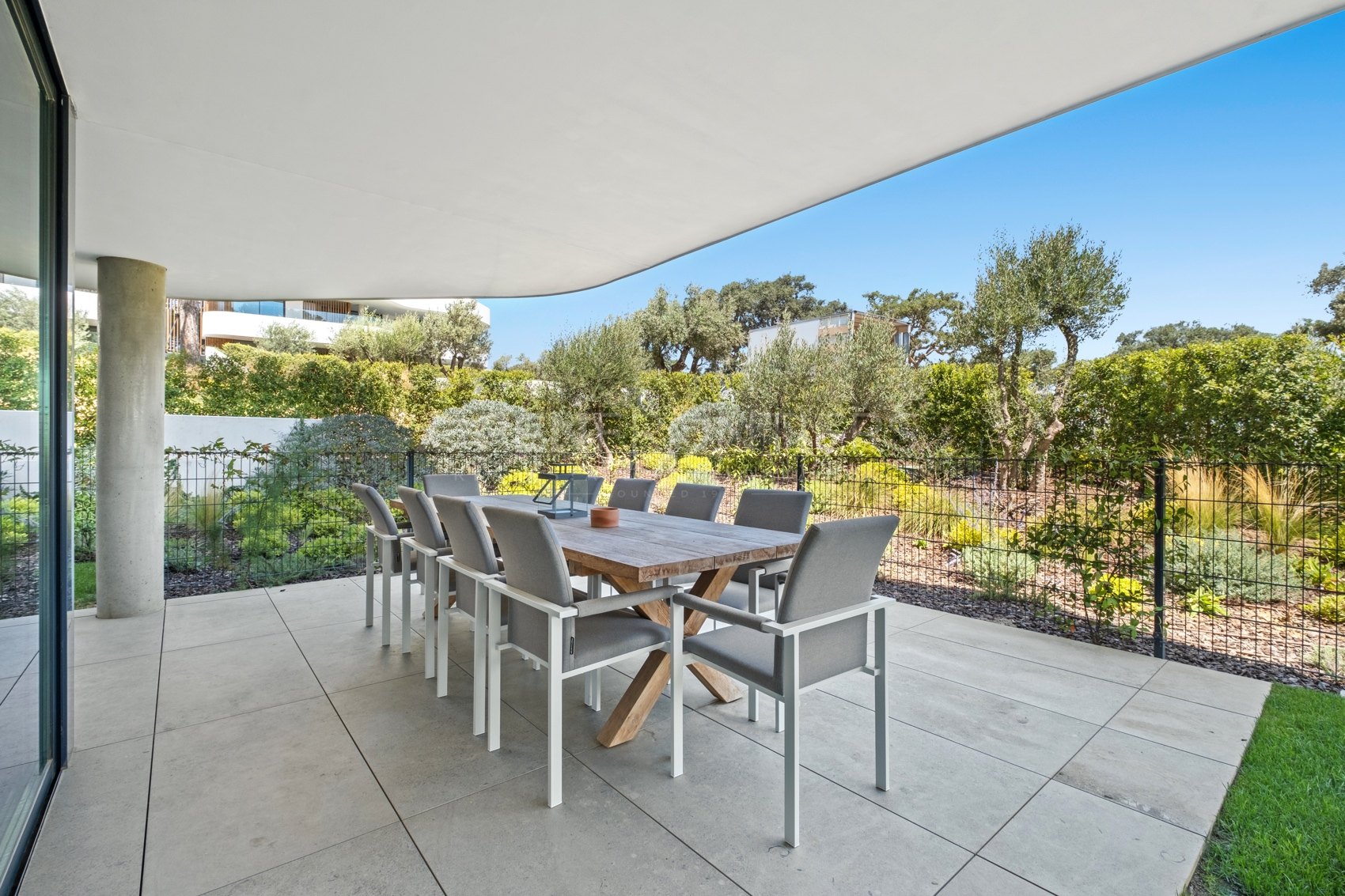 Ground Floor Apartment with Private Garden in Village Verde, Sotogrande