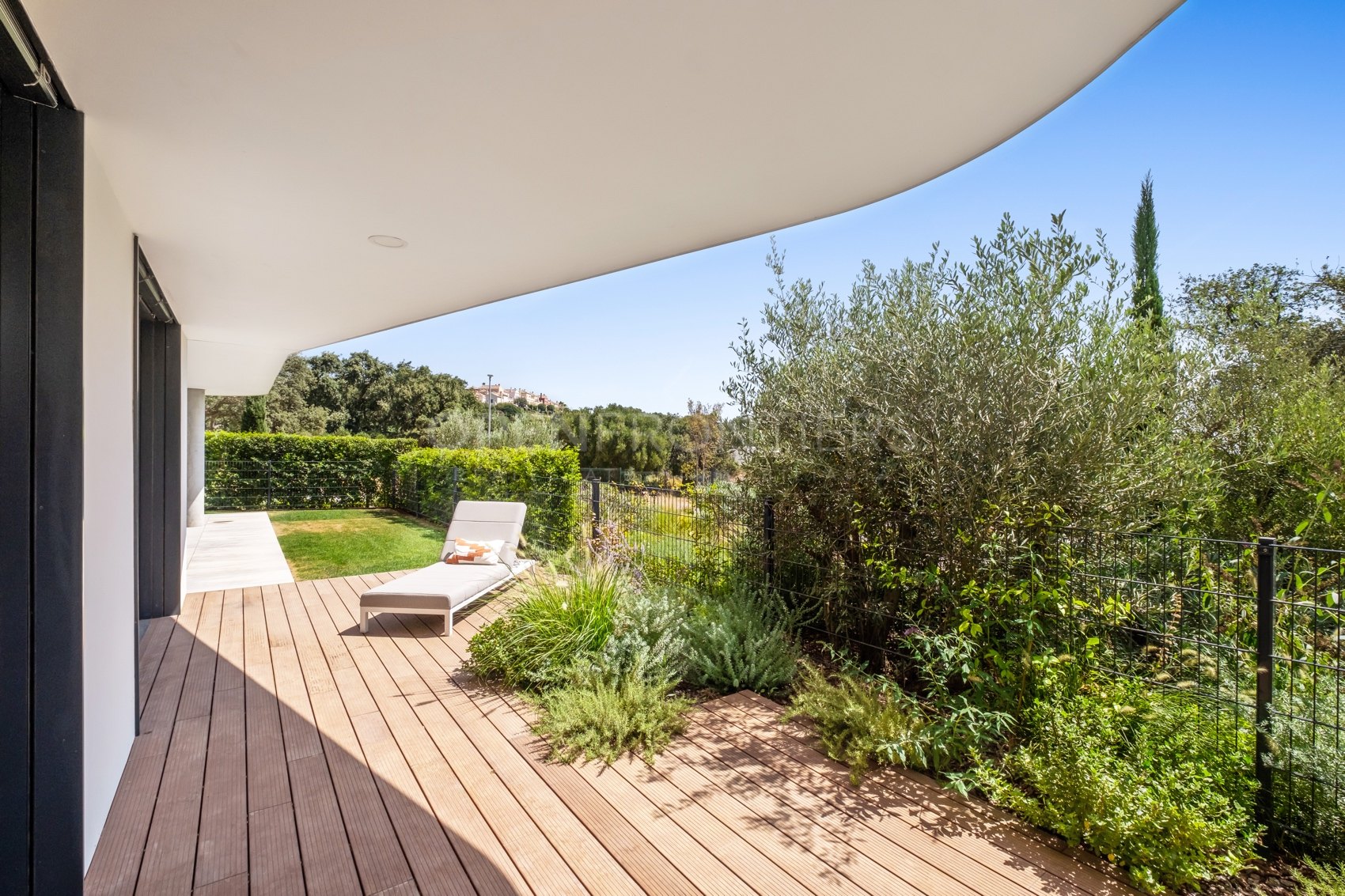 Ground Floor Apartment with Private Garden in Village Verde, Sotogrande