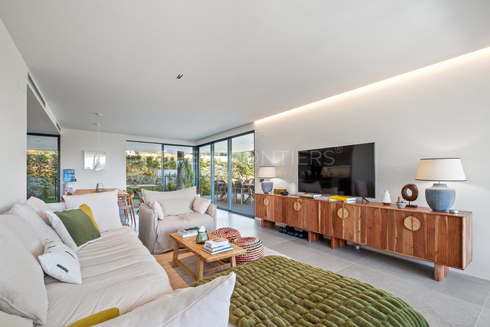 Ground Floor Apartment with Private Garden in Village Verde, Sotogrande