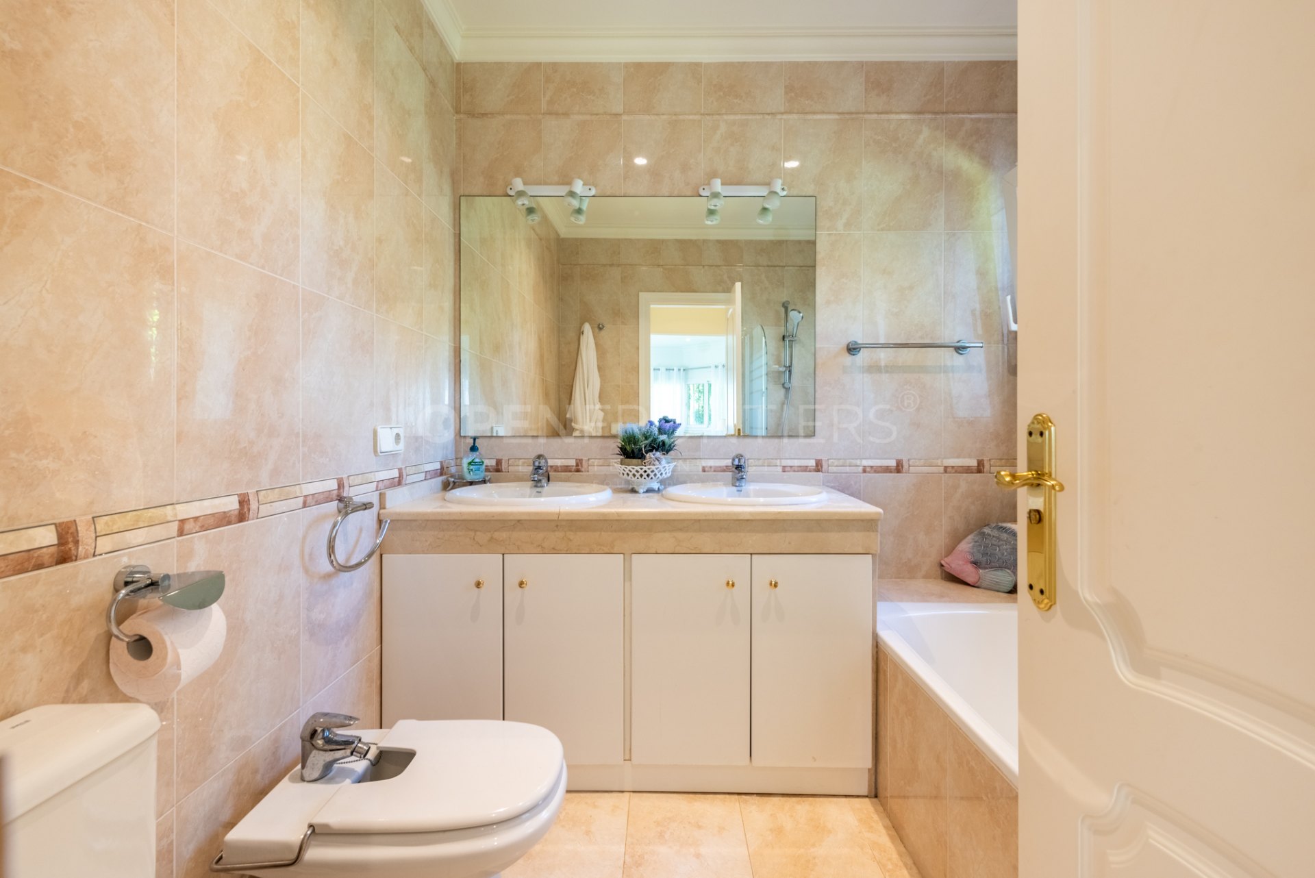 Luxury family villa in Sotogrande Alto near SIS