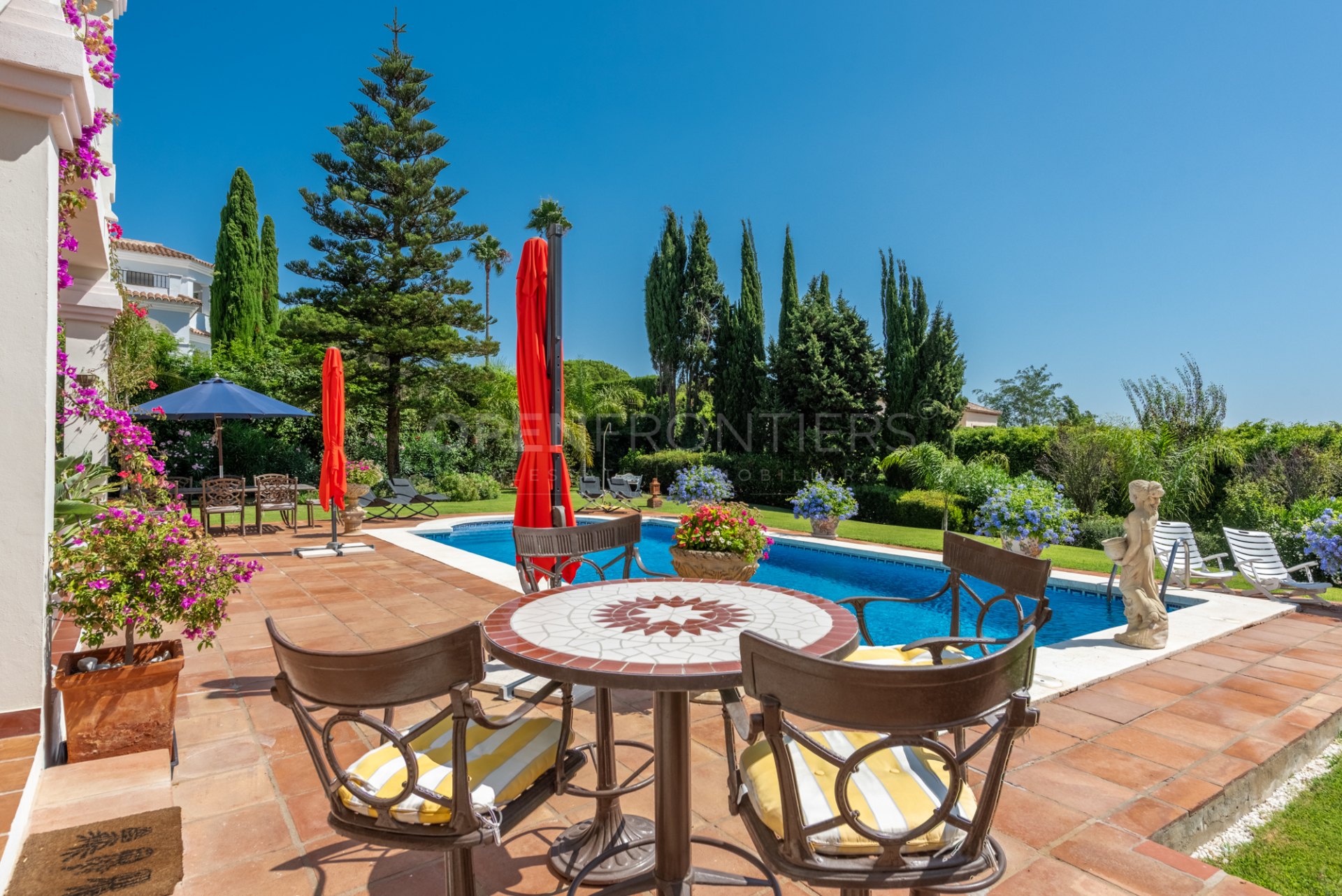 Luxury family villa in Sotogrande Alto near SIS