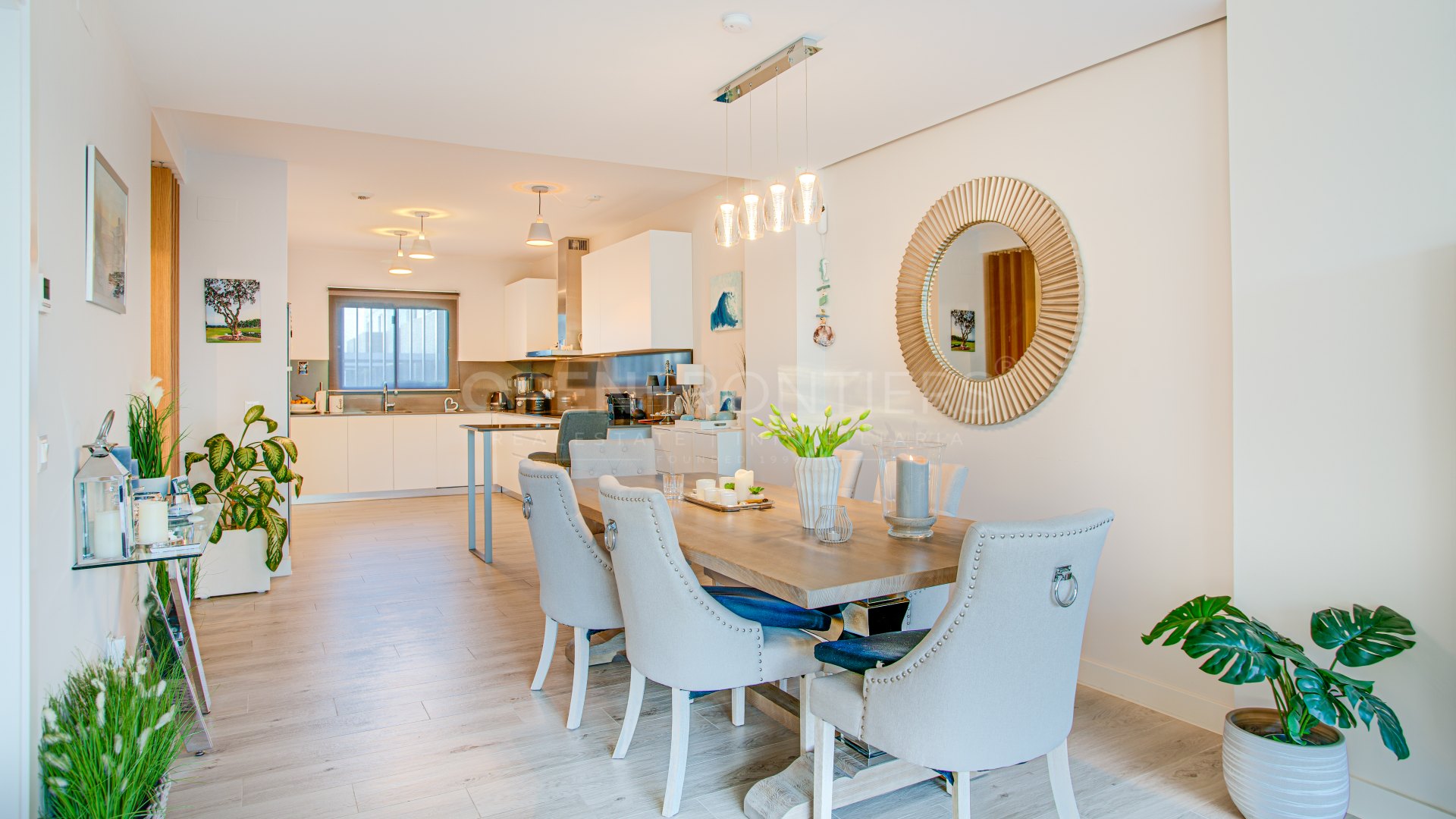 Modern townhouse in San Roque Club with golf views