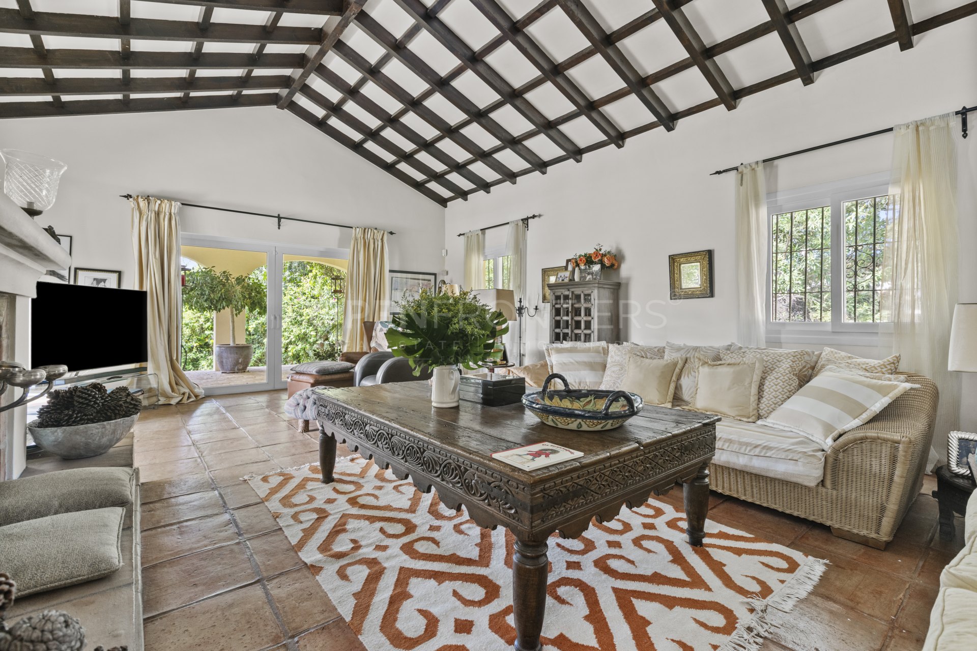 Andalusian villa in Sotogrande Alto next to Valderrama