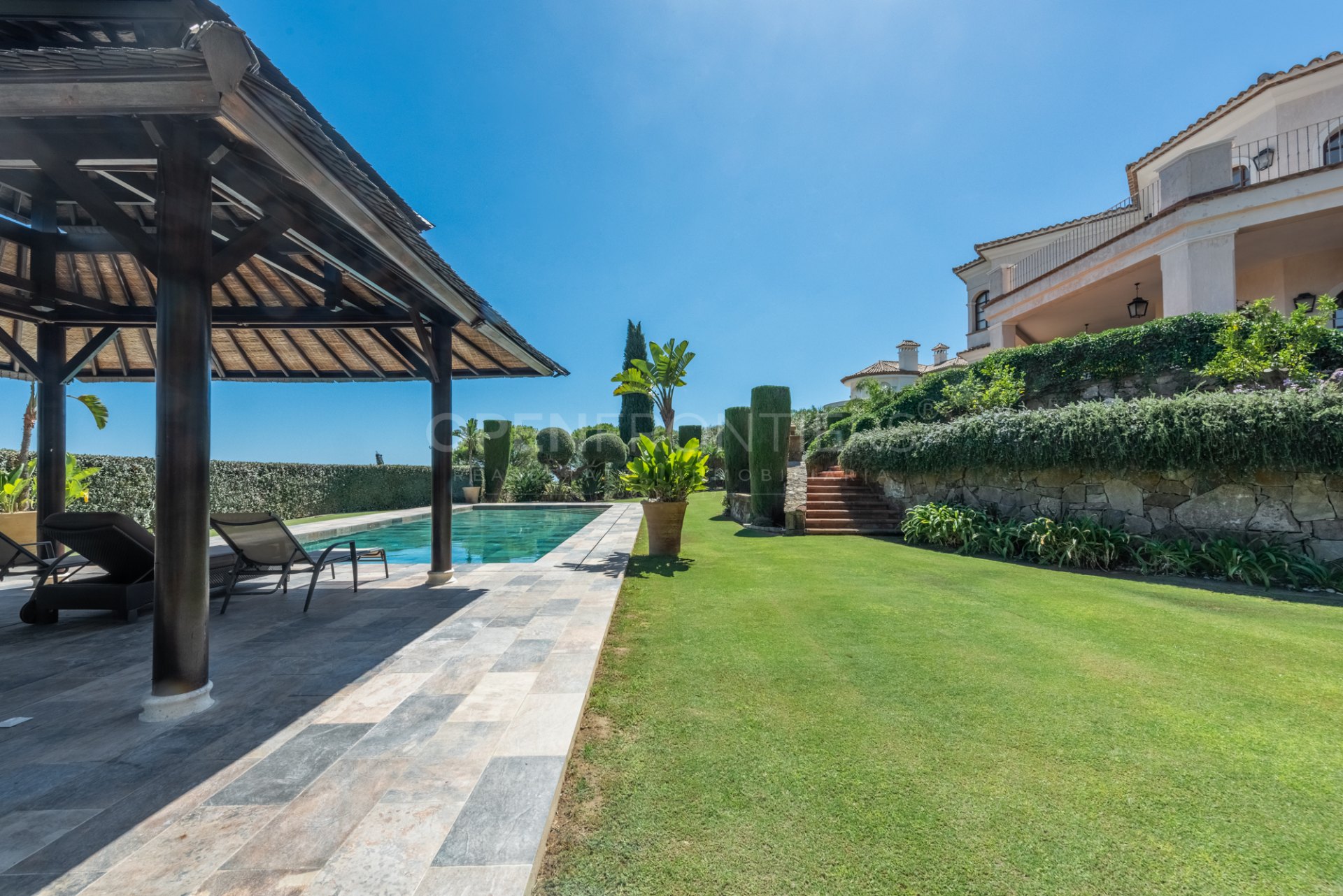Luxury villa with panoramic sea, golf and mountain views in Almenara, Sotogrande Alto