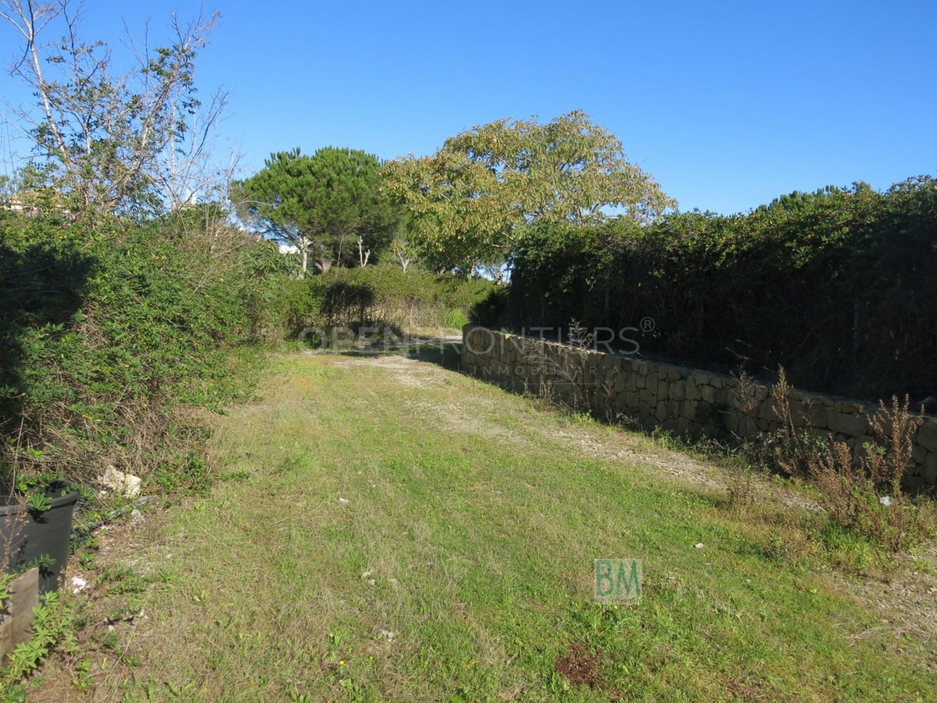 Plot in Sotogrande Alto with Almenara golf views