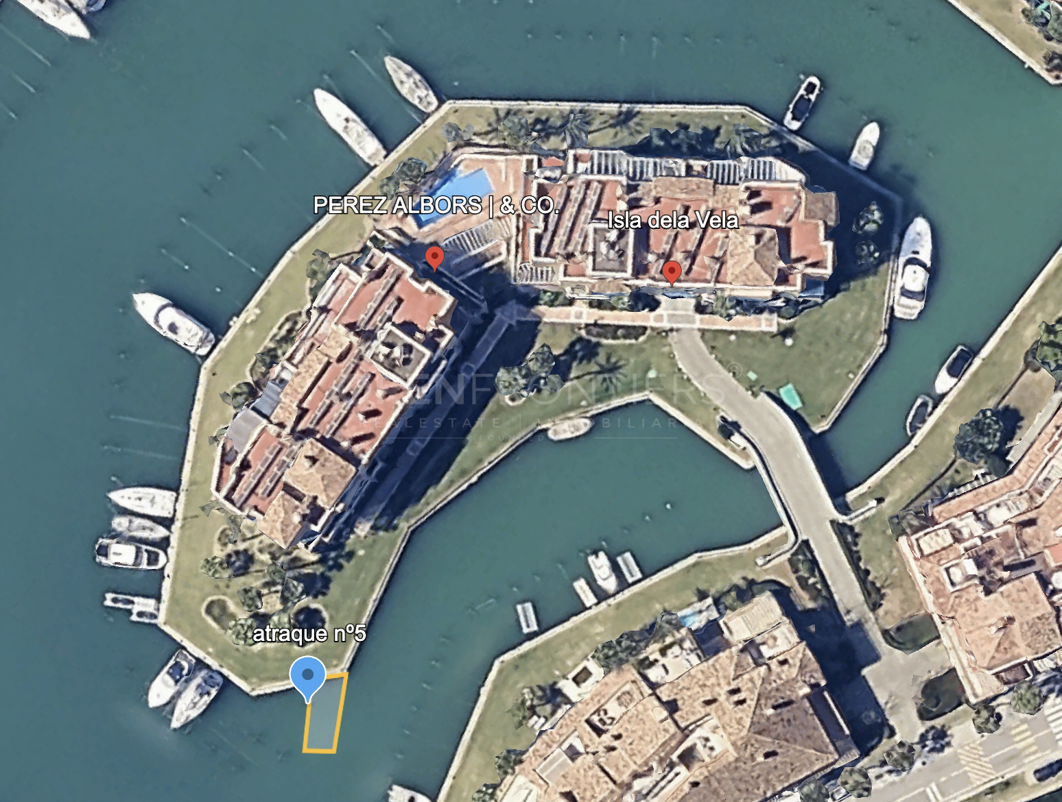 Exclusive 12 x 4.5 m berth in Isla de la Vela, ideally located in Sotogrande Marina