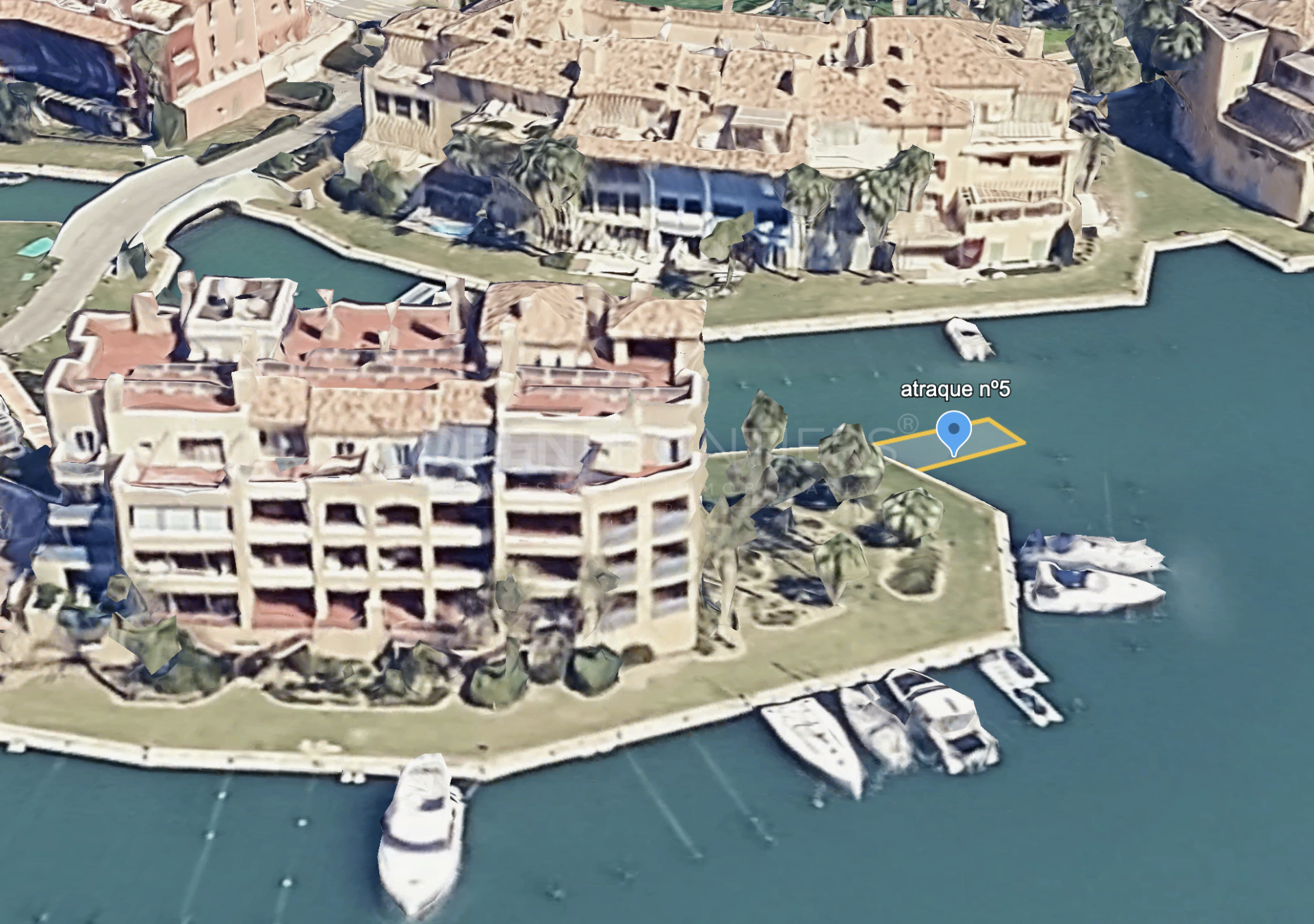 Exclusive 12 x 4.5 m berth in Isla de la Vela, ideally located in Sotogrande Marina