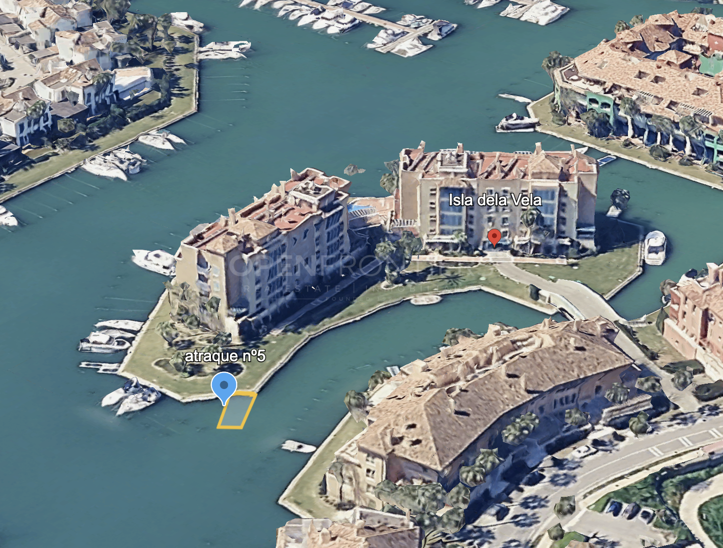 Exclusive 12 x 4.5 m berth in Isla de la Vela, ideally located in Sotogrande Marina