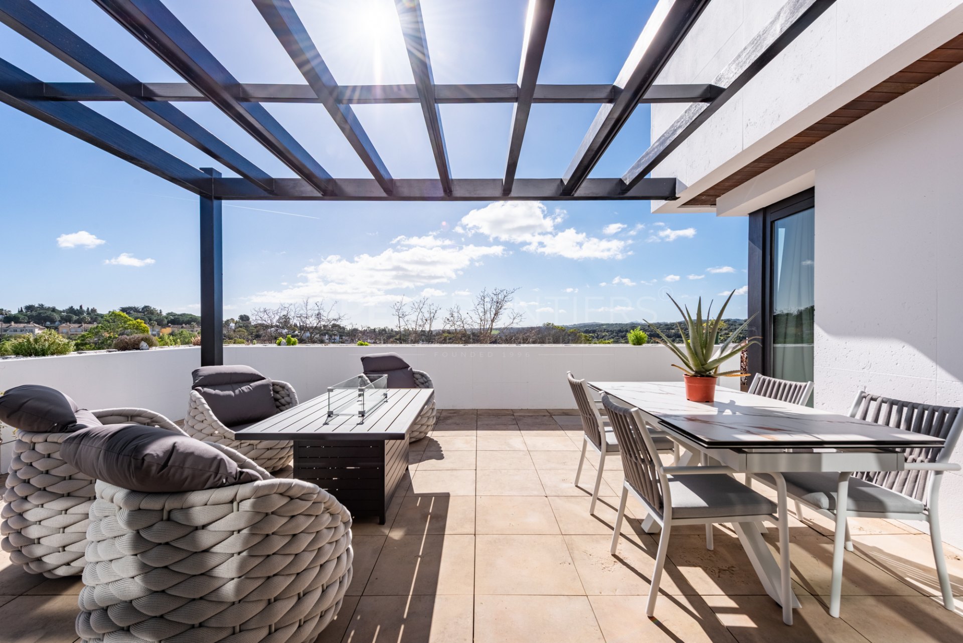 Elegant Penthouse in Hacienda Valderrama, Sotogrande