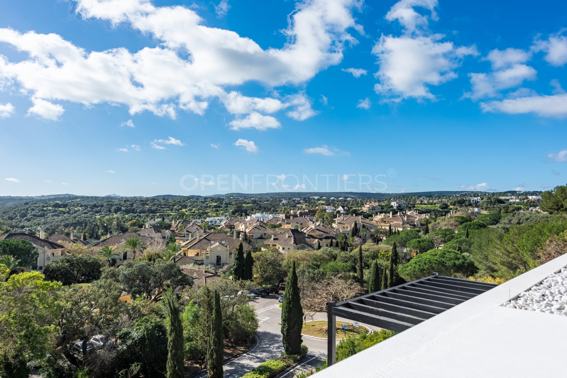 Elegant Penthouse in Hacienda Valderrama, Sotogrande