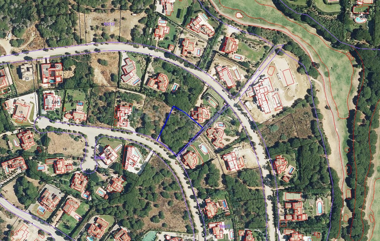 Prime Plot with Panoramic Sea and Mountain Views in Sotogrande Alto