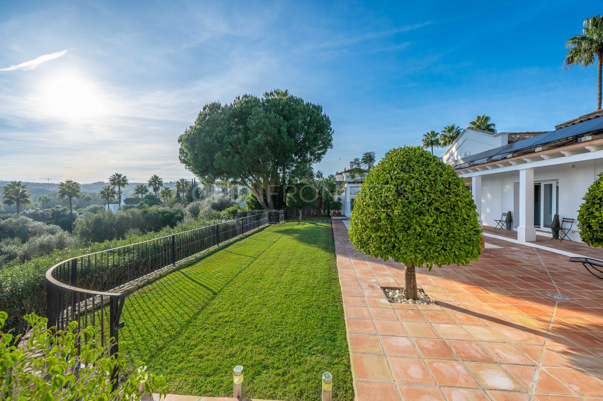 Villa La Alegría: Exceptional Six-Bedroom Villa in Zona F, Sotogrande Alto
