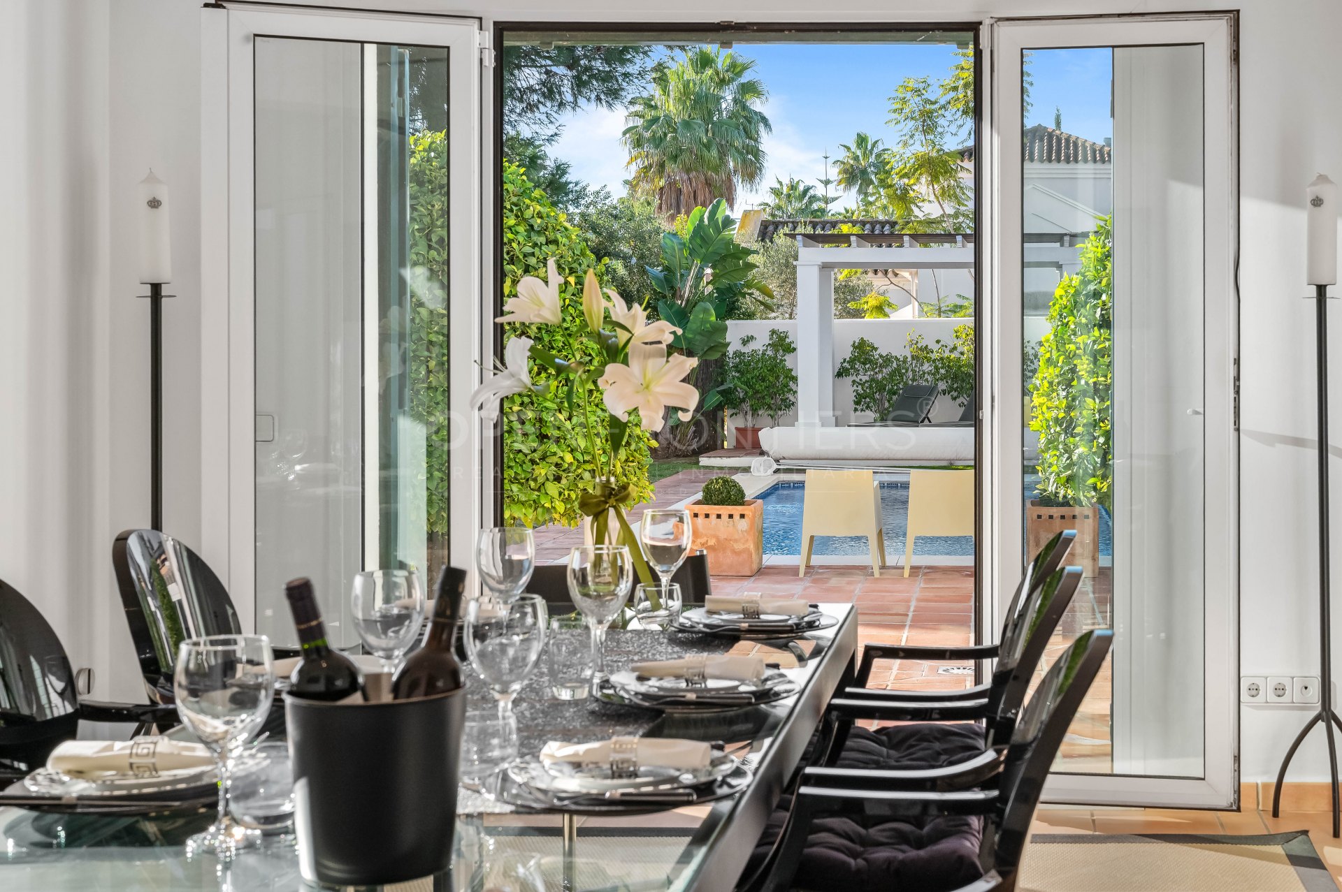 Villa La Alegría: Exceptional Six-Bedroom Villa in Zona F, Sotogrande Alto
