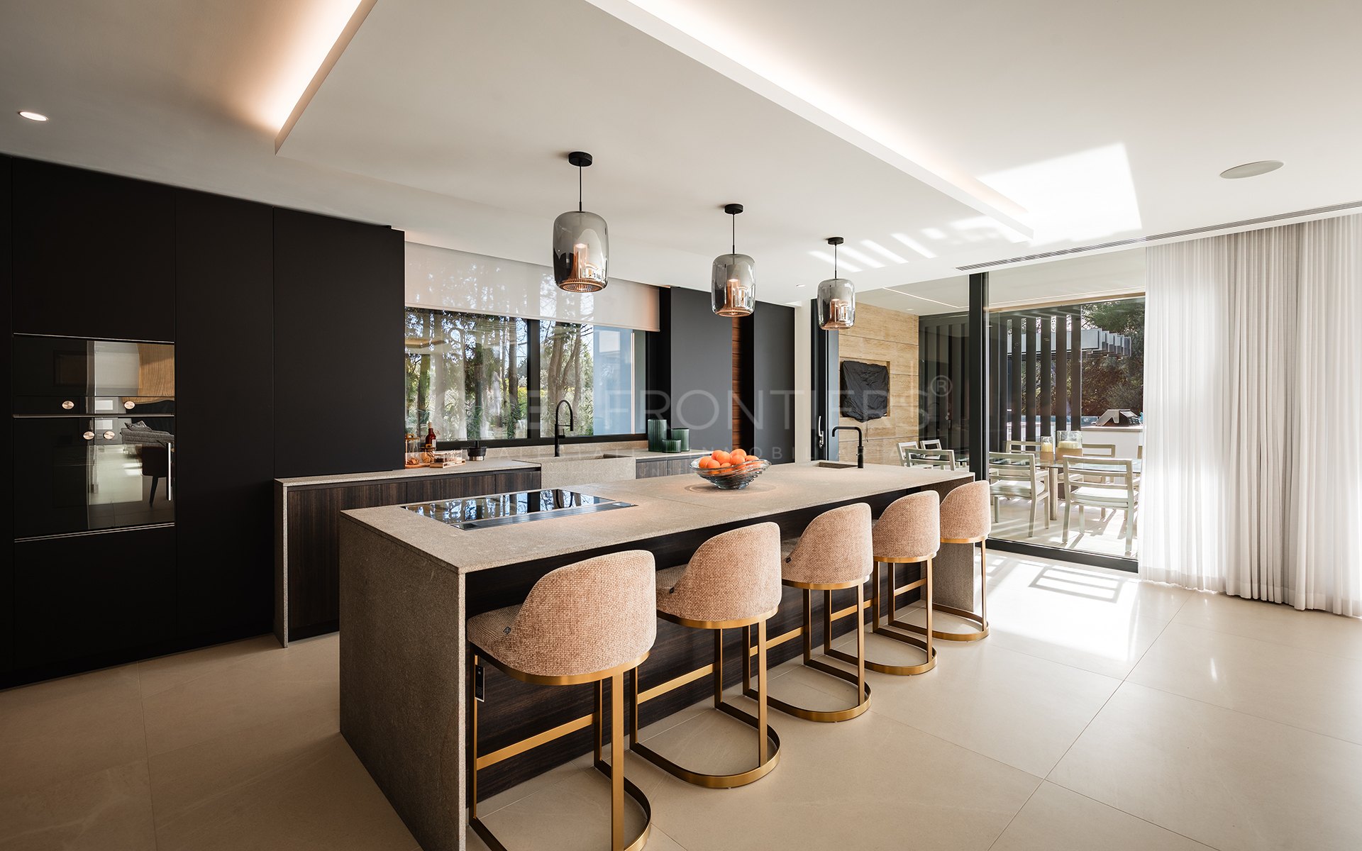 Casa La Colina, villa contemporánea en Kings & Queens, Sotogrande Costa