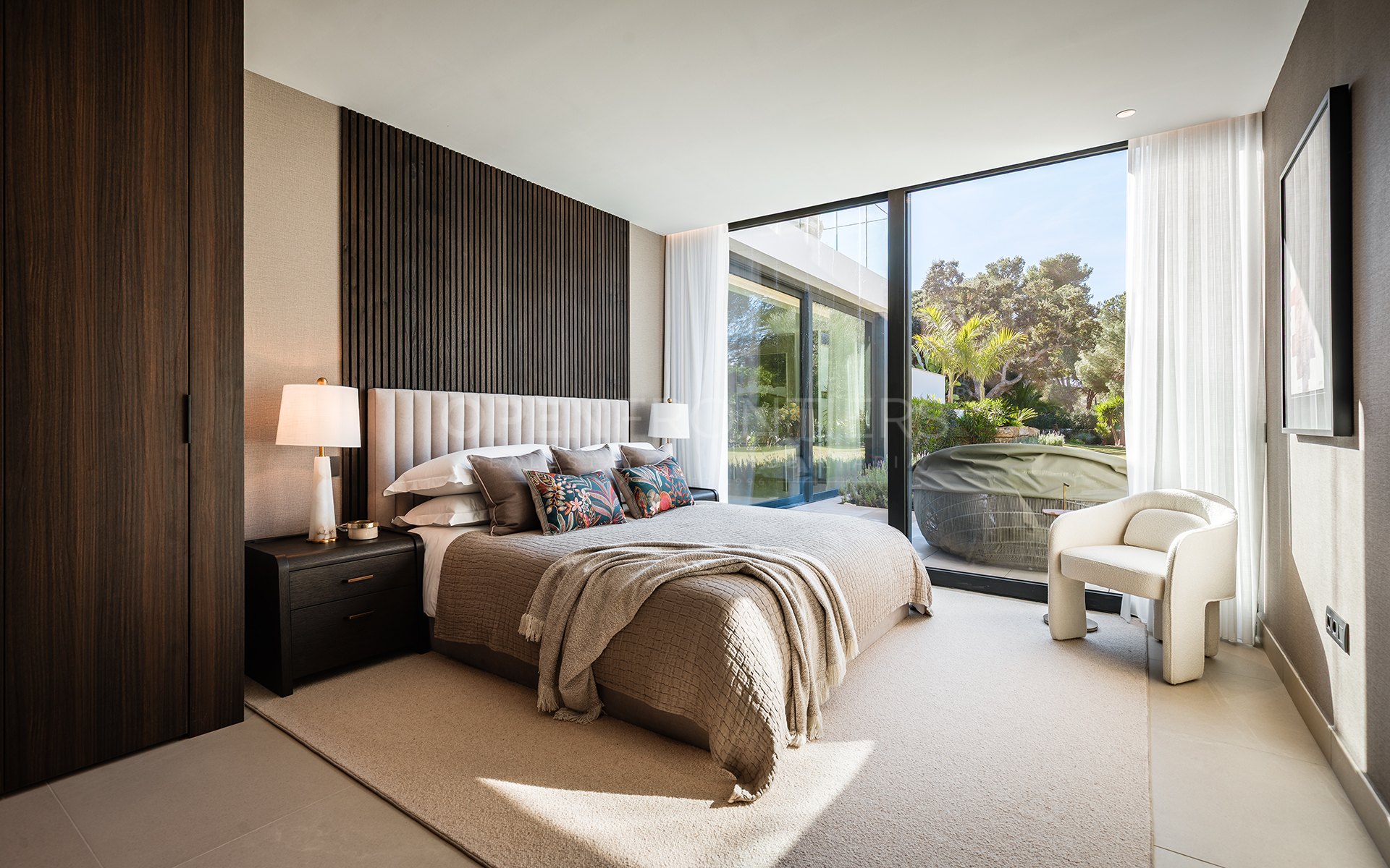 Casa La Colina, villa contemporánea en Kings & Queens, Sotogrande Costa