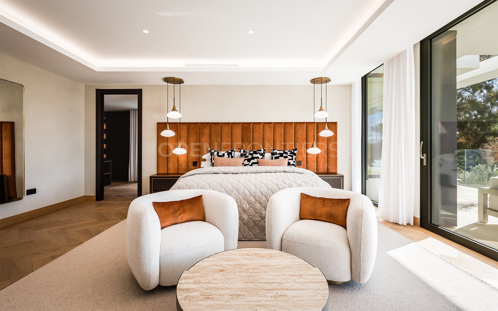 Casa La Colina, villa contemporánea en Kings & Queens, Sotogrande Costa