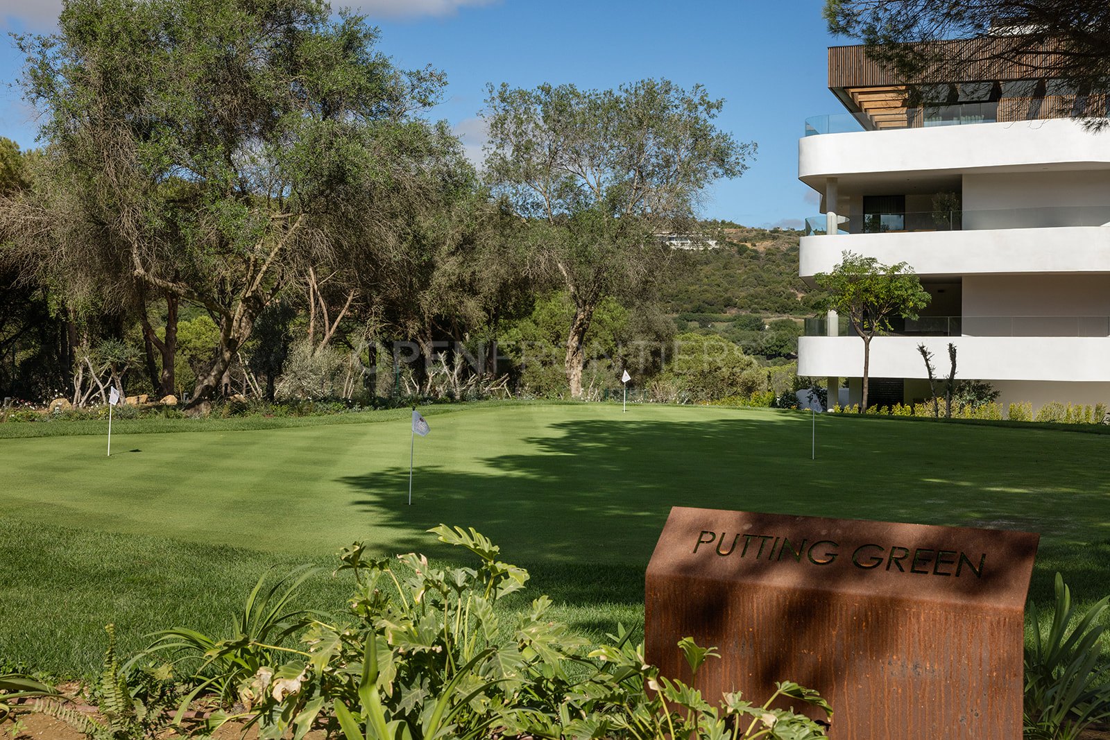 One-Bedroom Apartment with Sea and Golf Views in Village Verde, Sotogrande