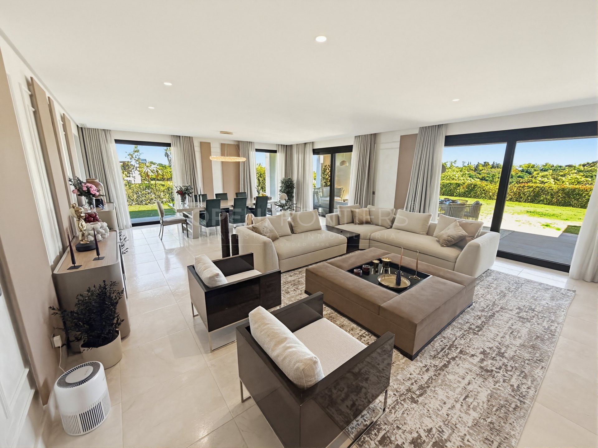 Luxury apartment in Hacienda Valderrama, Sotogrande Alto