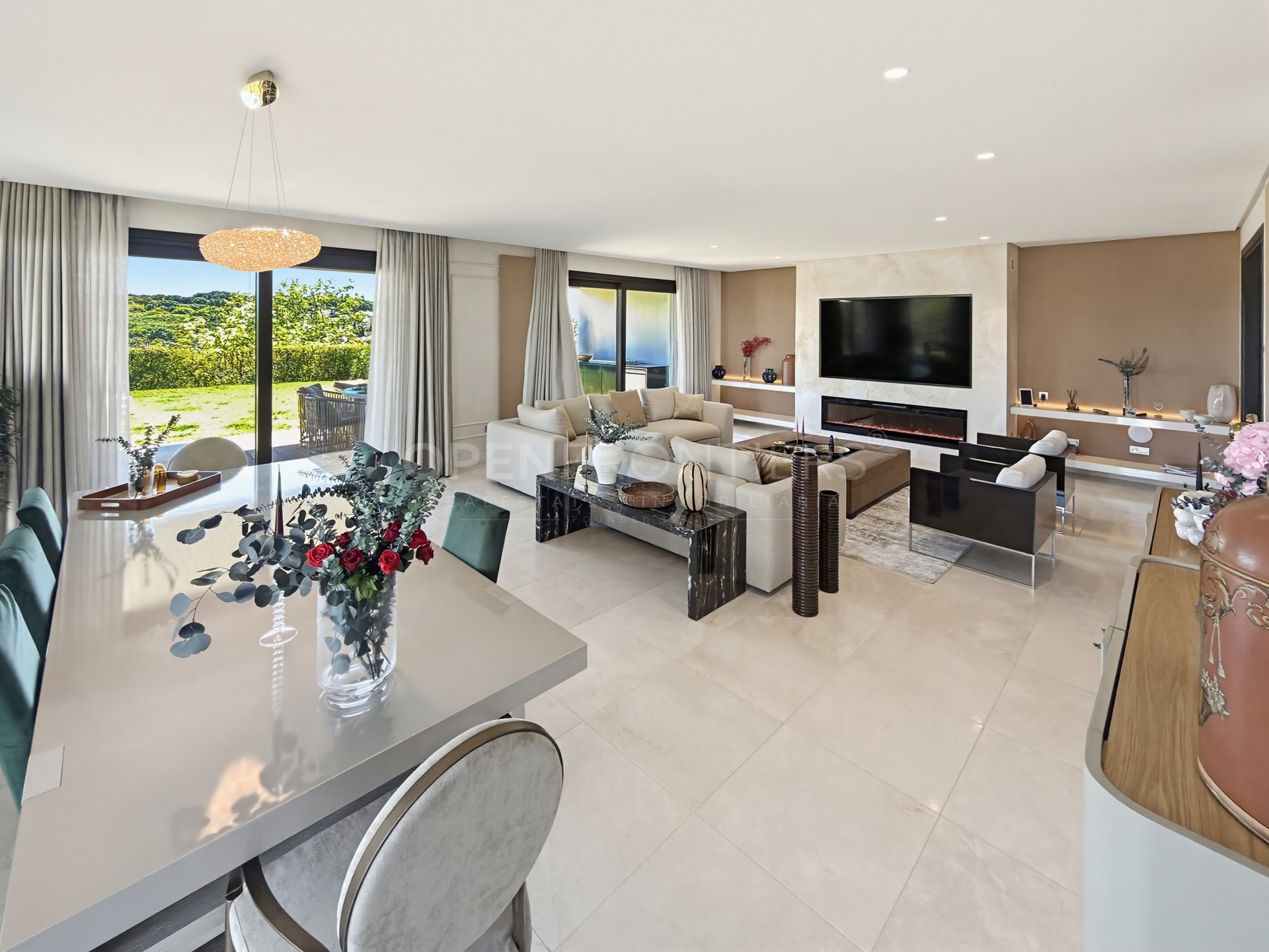 Luxury apartment in Hacienda Valderrama, Sotogrande Alto