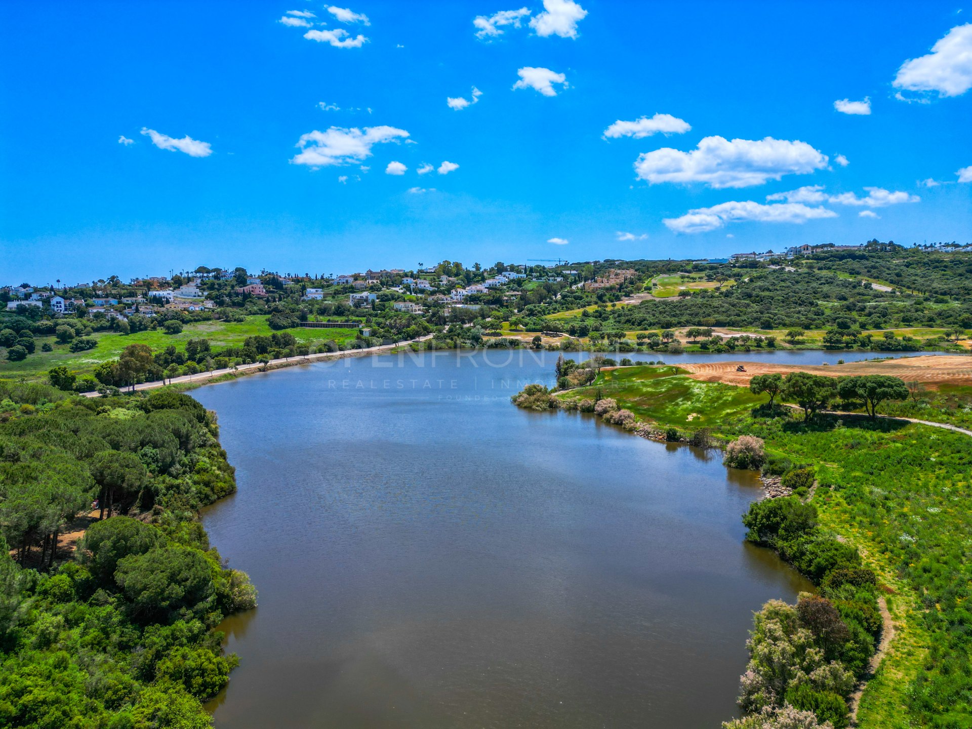 Frontline golf plot in La Reserva de Sotogrande, Cádiz