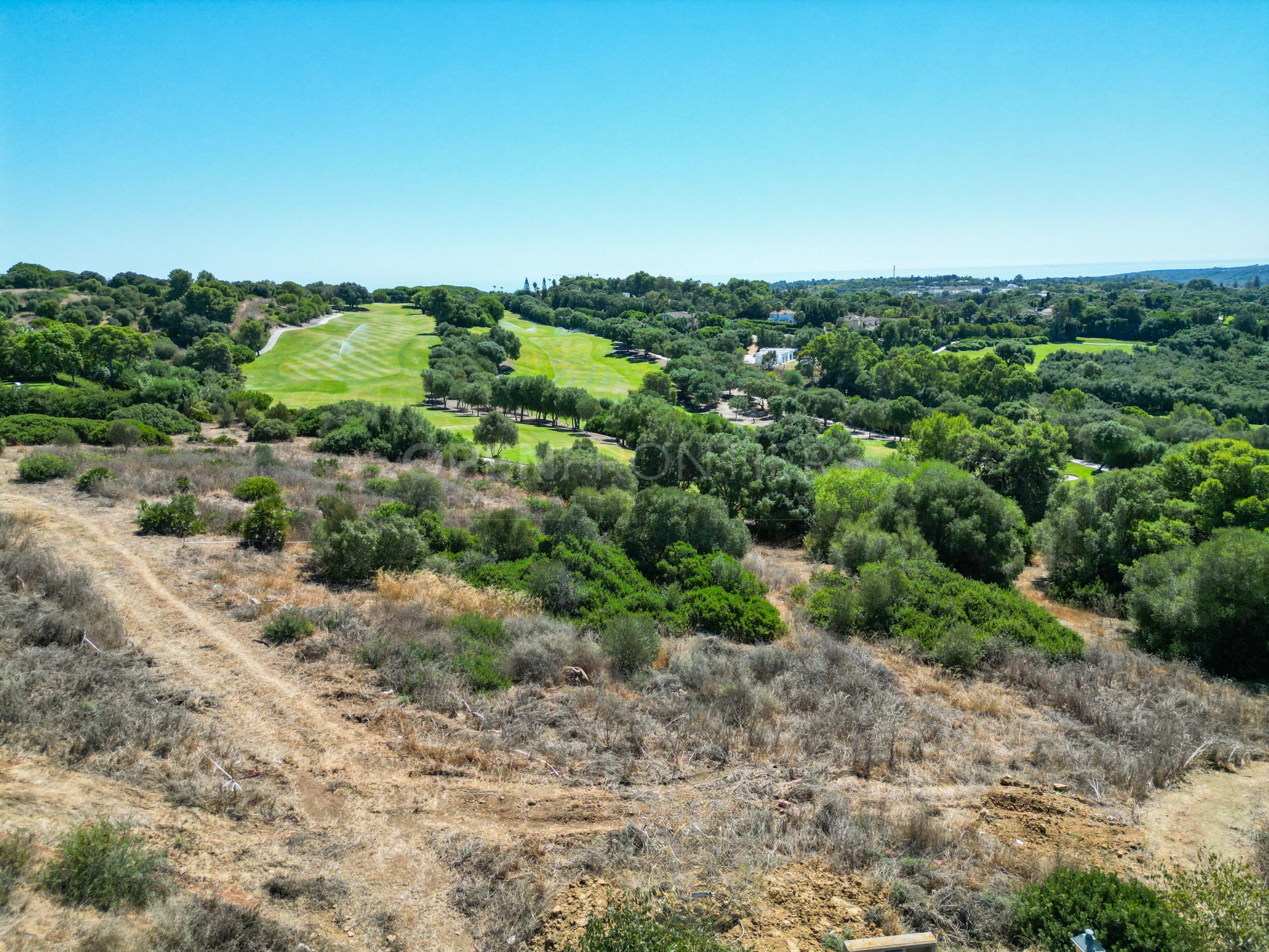 Frontline golf plot in La Reserva de Sotogrande, Cádiz