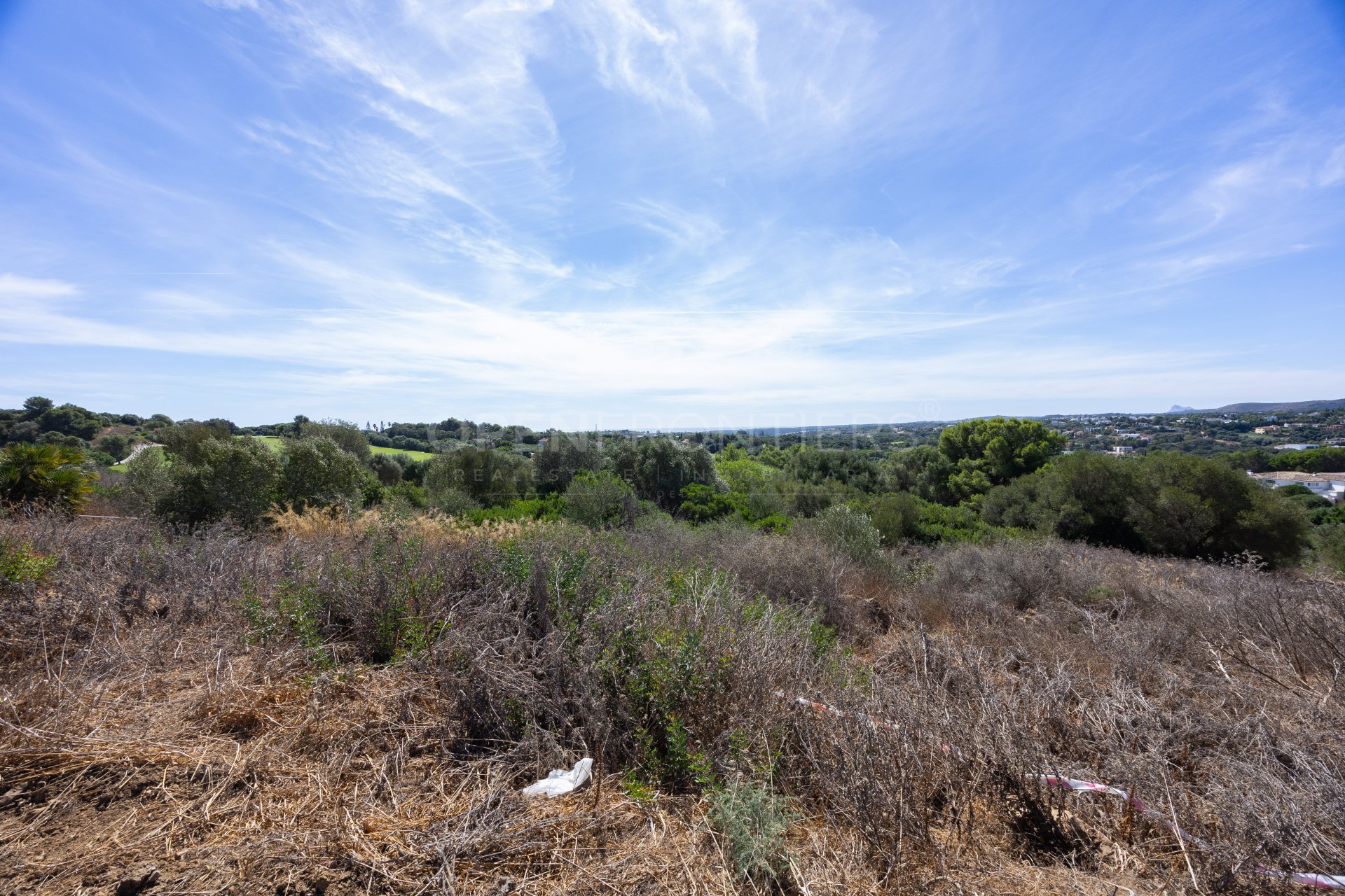 Frontline golf plot in La Reserva de Sotogrande, Cádiz