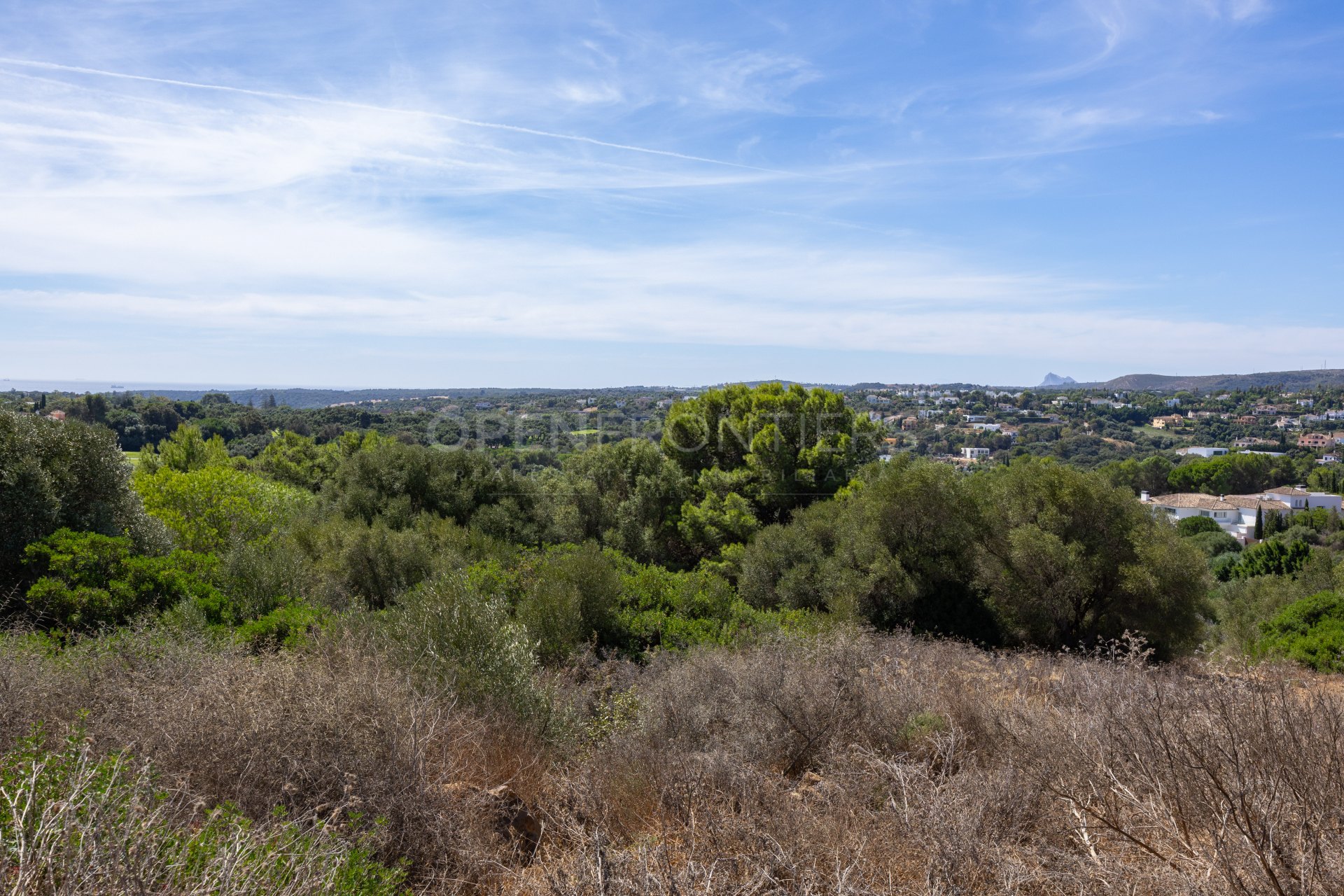 Frontline golf plot in La Reserva de Sotogrande, Cádiz