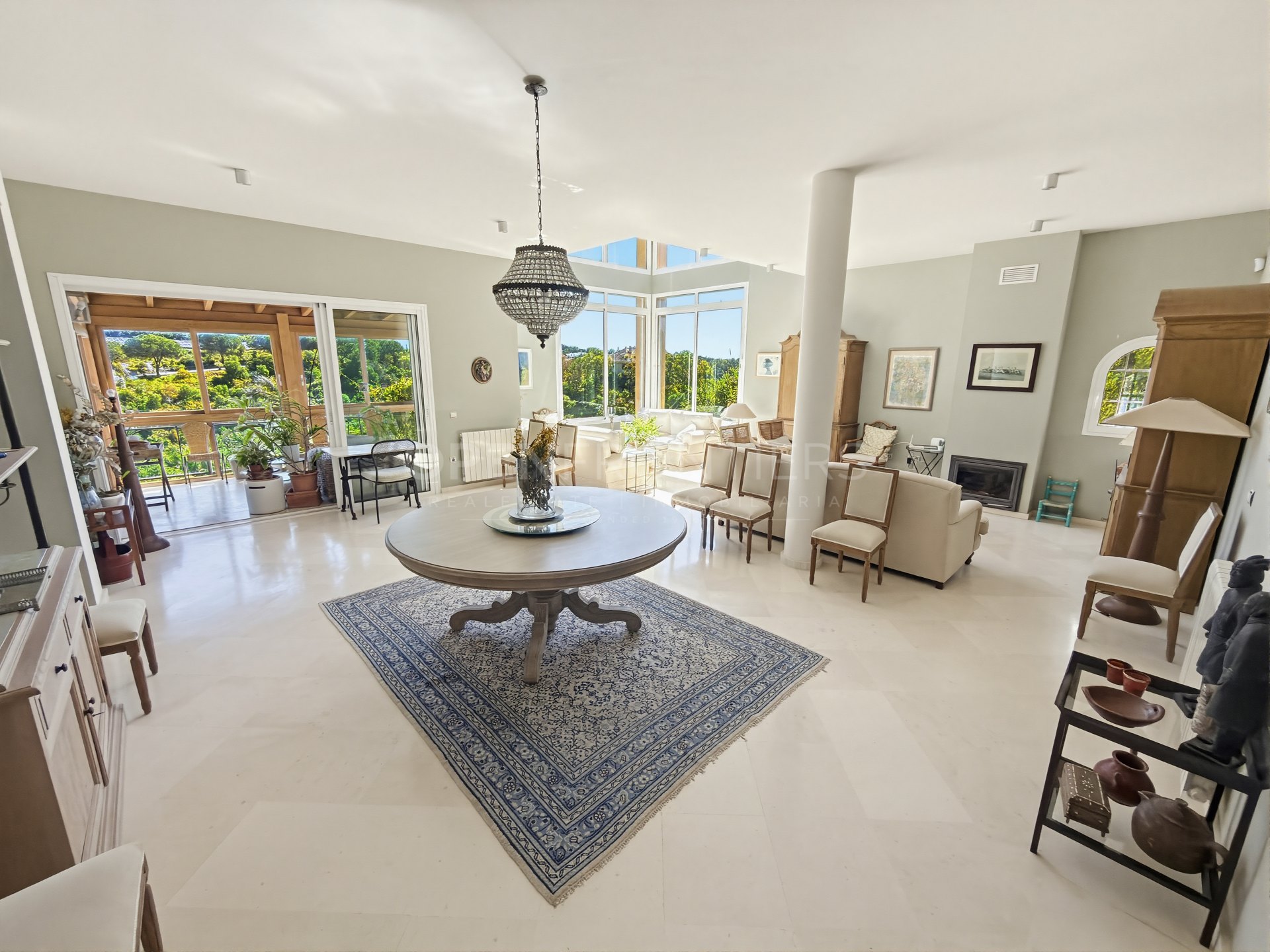 Spacious Family Villa with Huge Potential in Sotogrande Alto