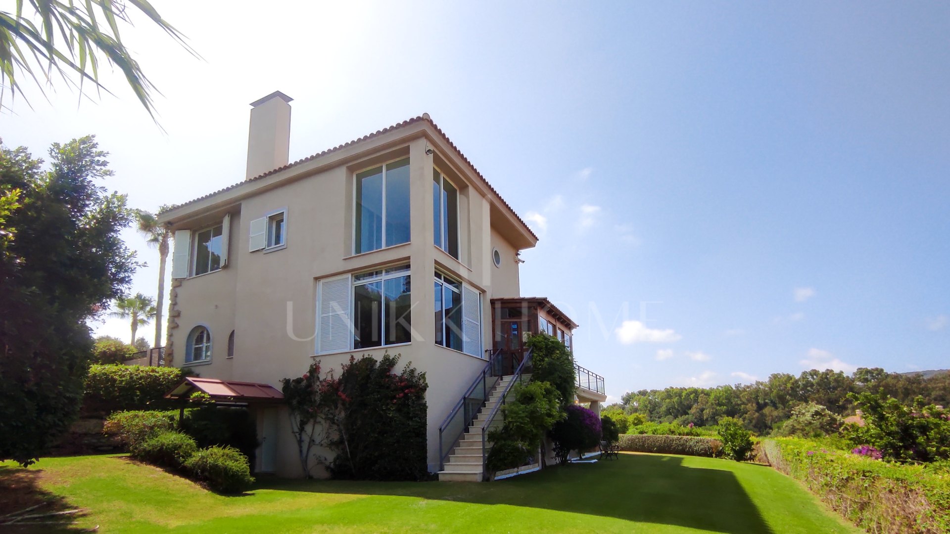 Amplia Villa familiar con gran potencial en Sotogrande Alto