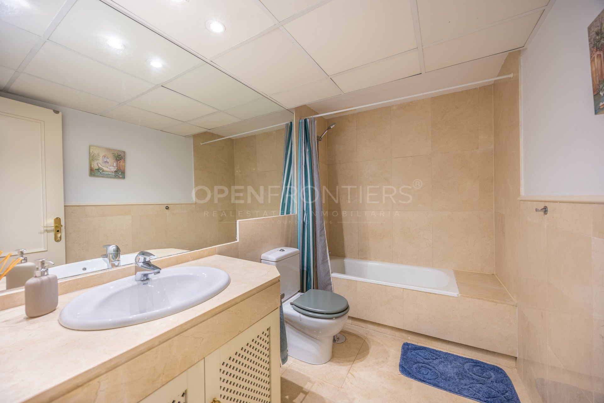 Apartamento de 3 dormitorios en Isla Carey con vistas a la Marina de Sotogrande