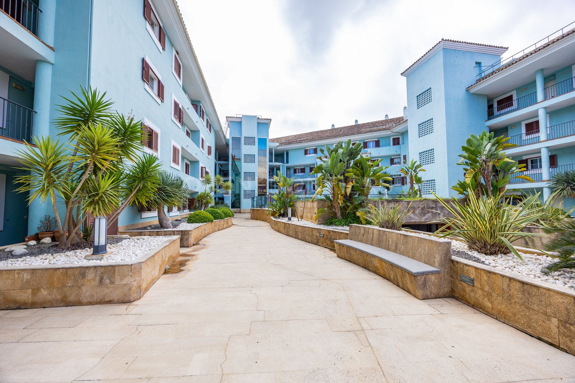 Apartamento de 3 dormitorios en Isla Carey con vistas a la Marina de Sotogrande