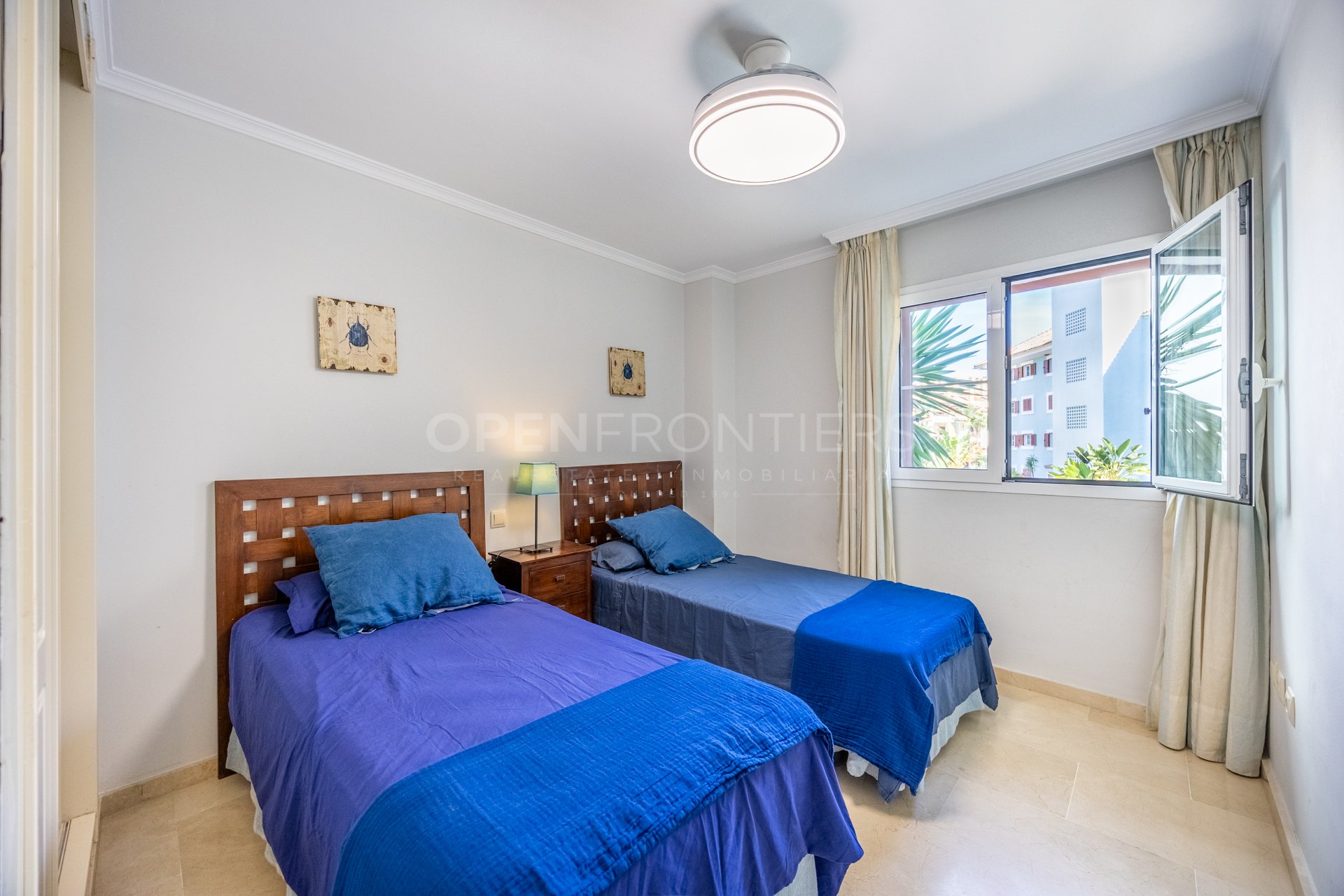 Apartamento de 3 dormitorios en Isla Carey con vistas a la Marina de Sotogrande