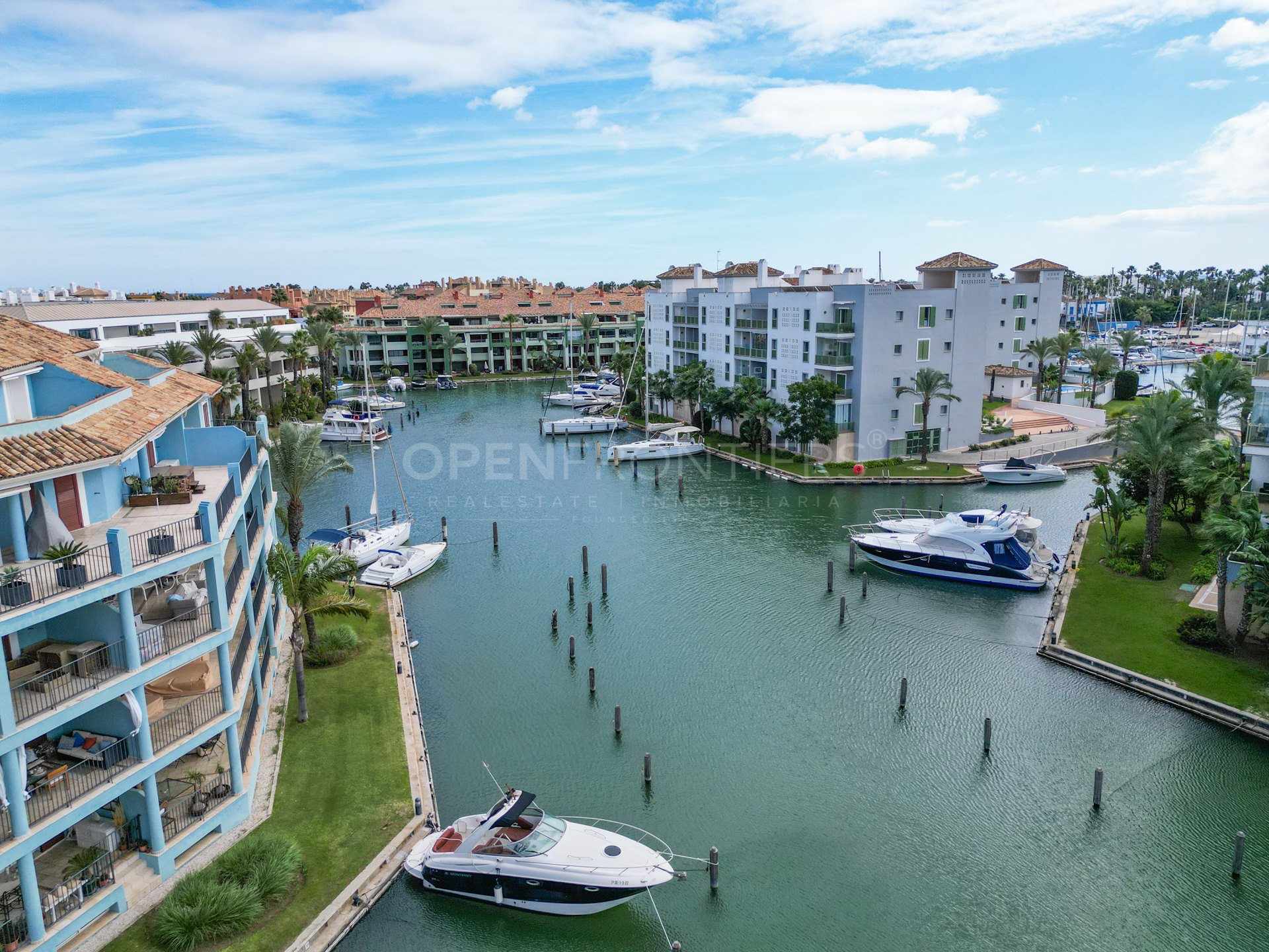 Apartamento de 3 dormitorios en Isla Carey con vistas a la Marina de Sotogrande