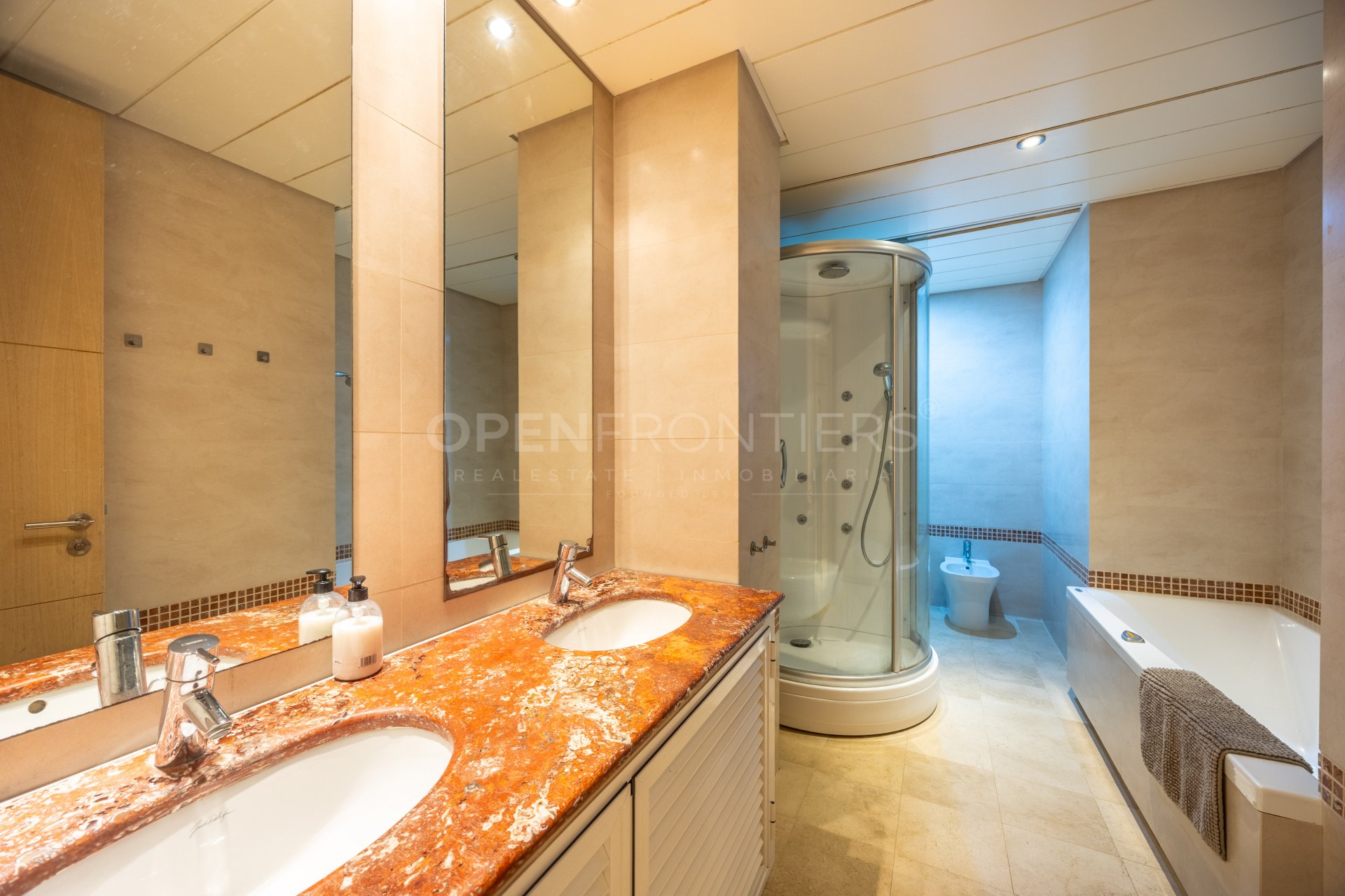 Apartamento de lujo en Ribera del Marlín, Sotogrande Marina