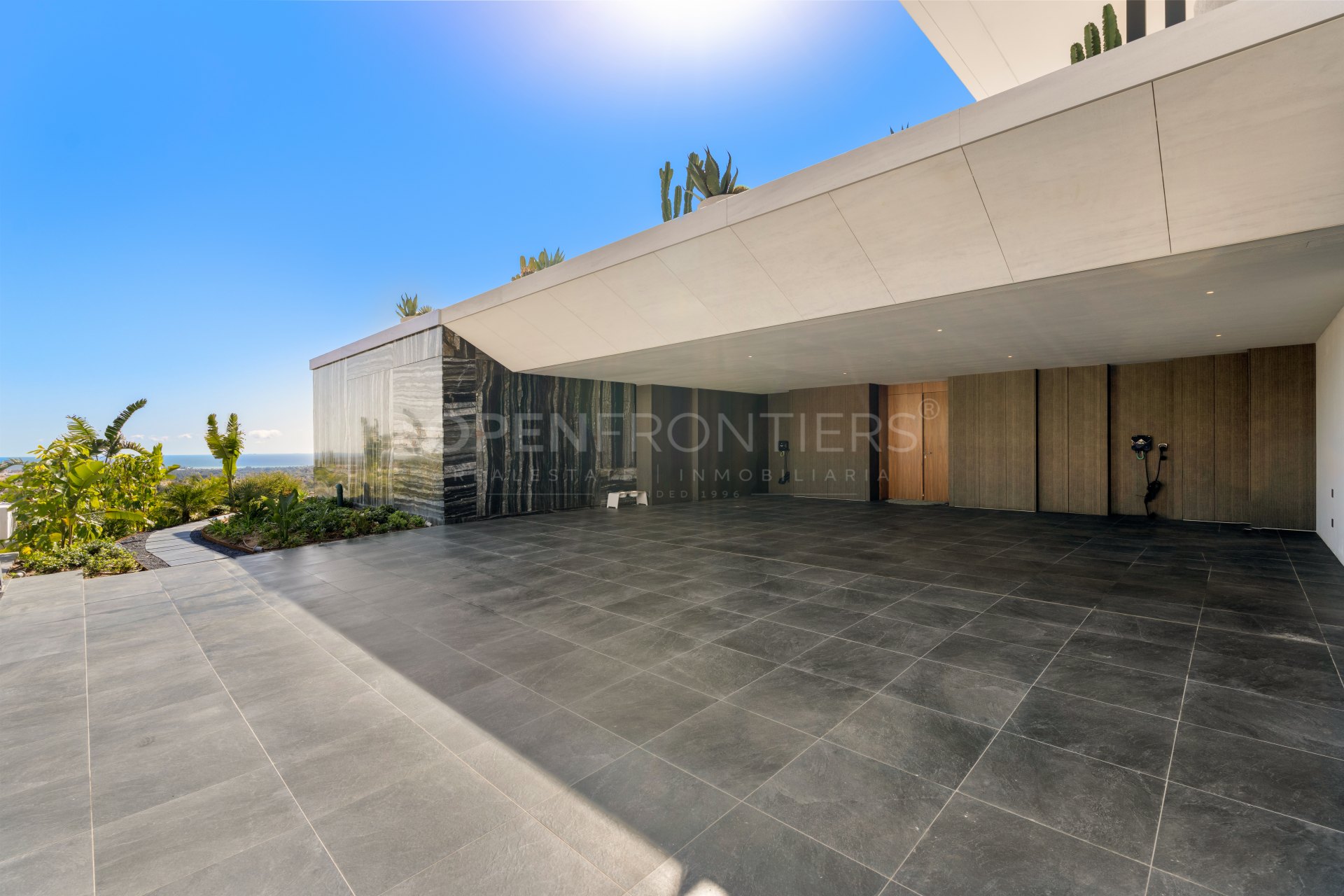 Villa Aldebaran: Villa with Sea & Golf Views in La Reserva, Sotogrande