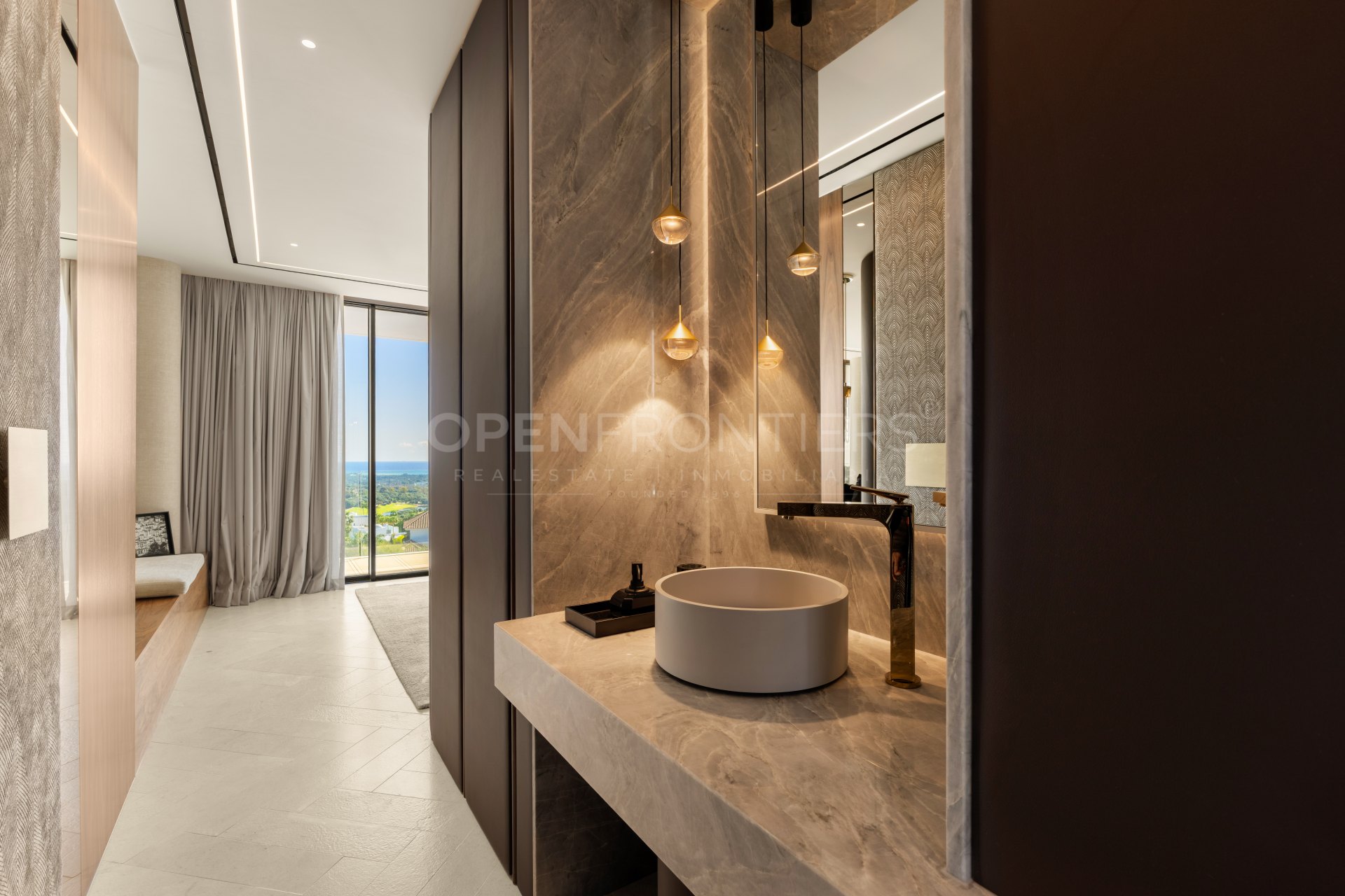Villa Aldebaran: Villa with Sea & Golf Views in La Reserva, Sotogrande