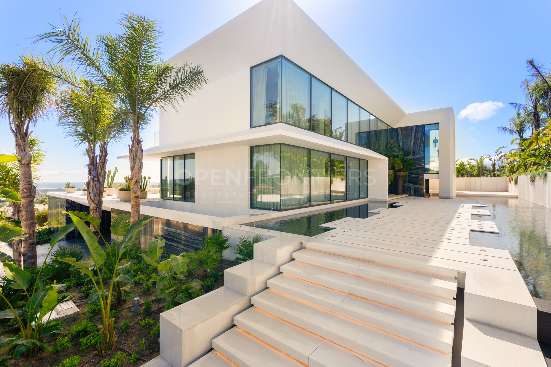 Villa Aldebaran: Villa with Sea & Golf Views in La Reserva, Sotogrande