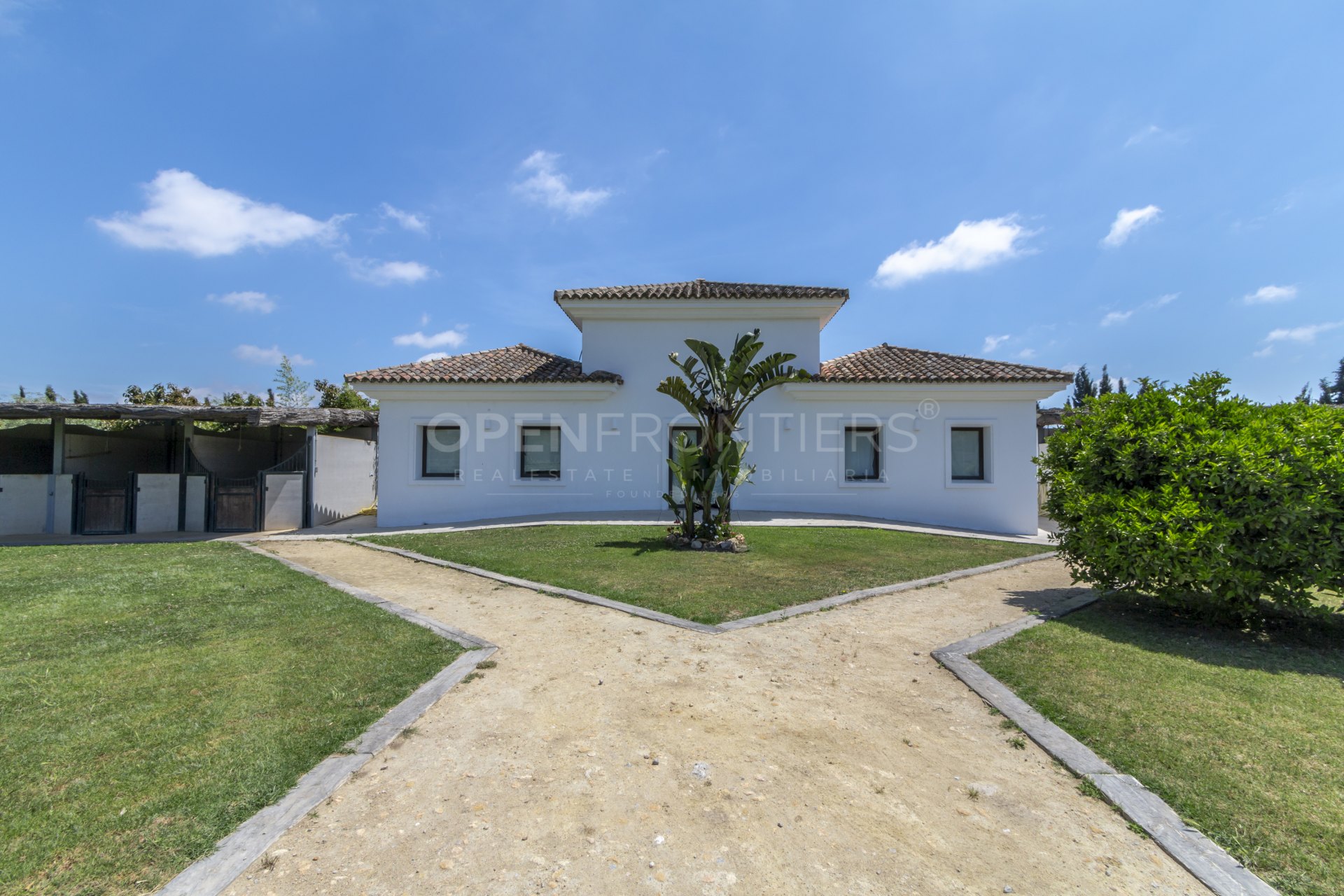 Luxury Rural Estate in San Enrique, Close to Sotogrande