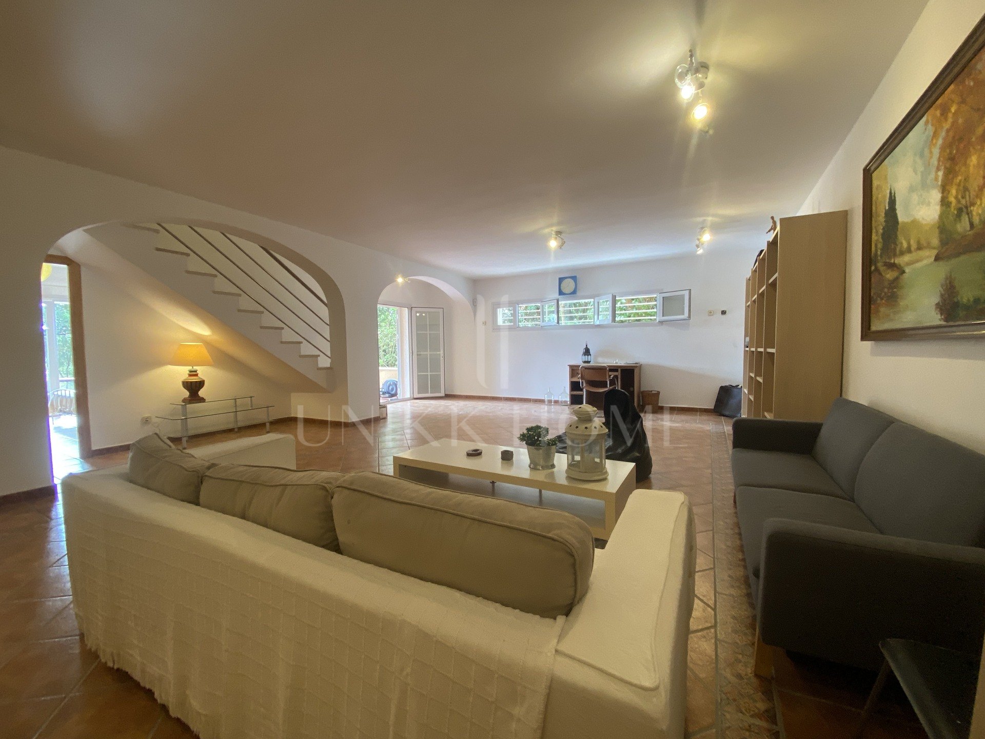 Villa for renovation in Sotogrande Alto