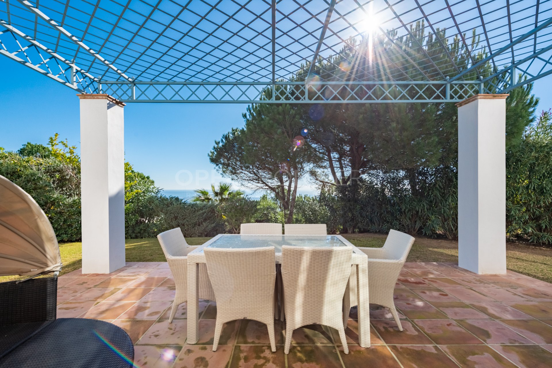 Luxurious Villa with Stunning Views in La Reserva Sotogrande