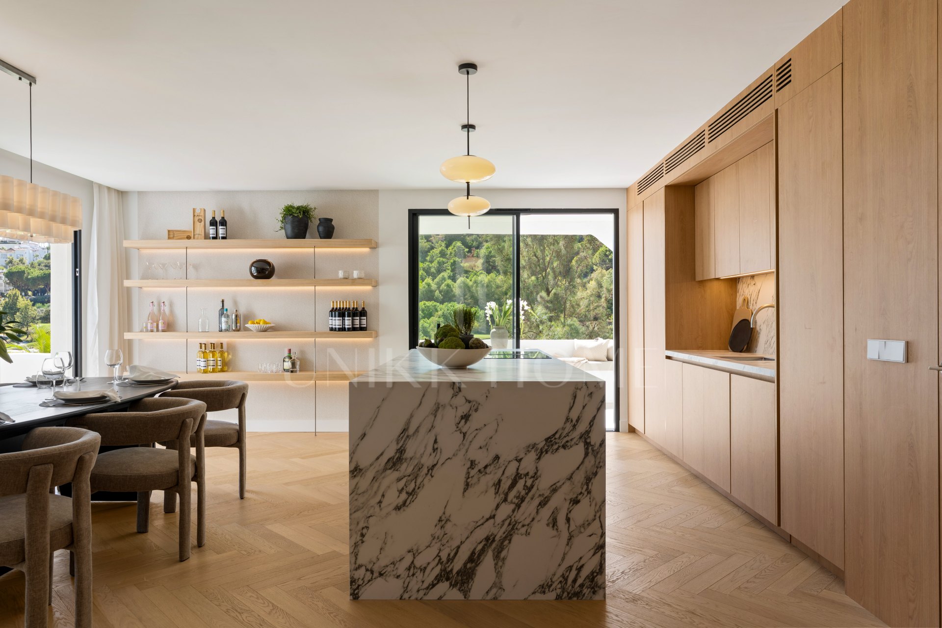 Apartment for sale in Lomas de La Quinta, Benahavis