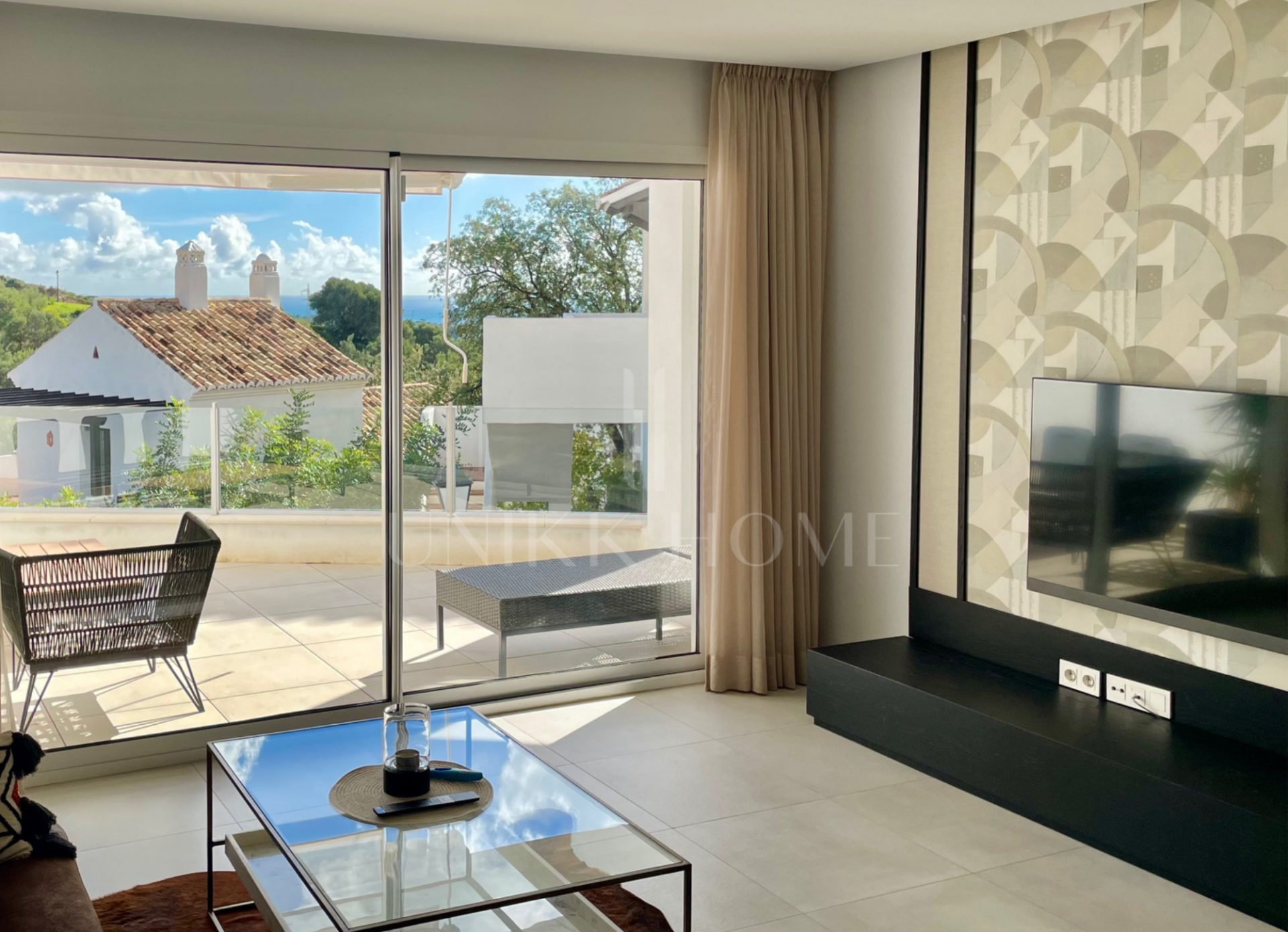 Rare opportunity ELEMENTS - Altos de Los Monteros / New construction from 2022, 1 room bijou 58m2 like first occupancy fully furnished with sea views