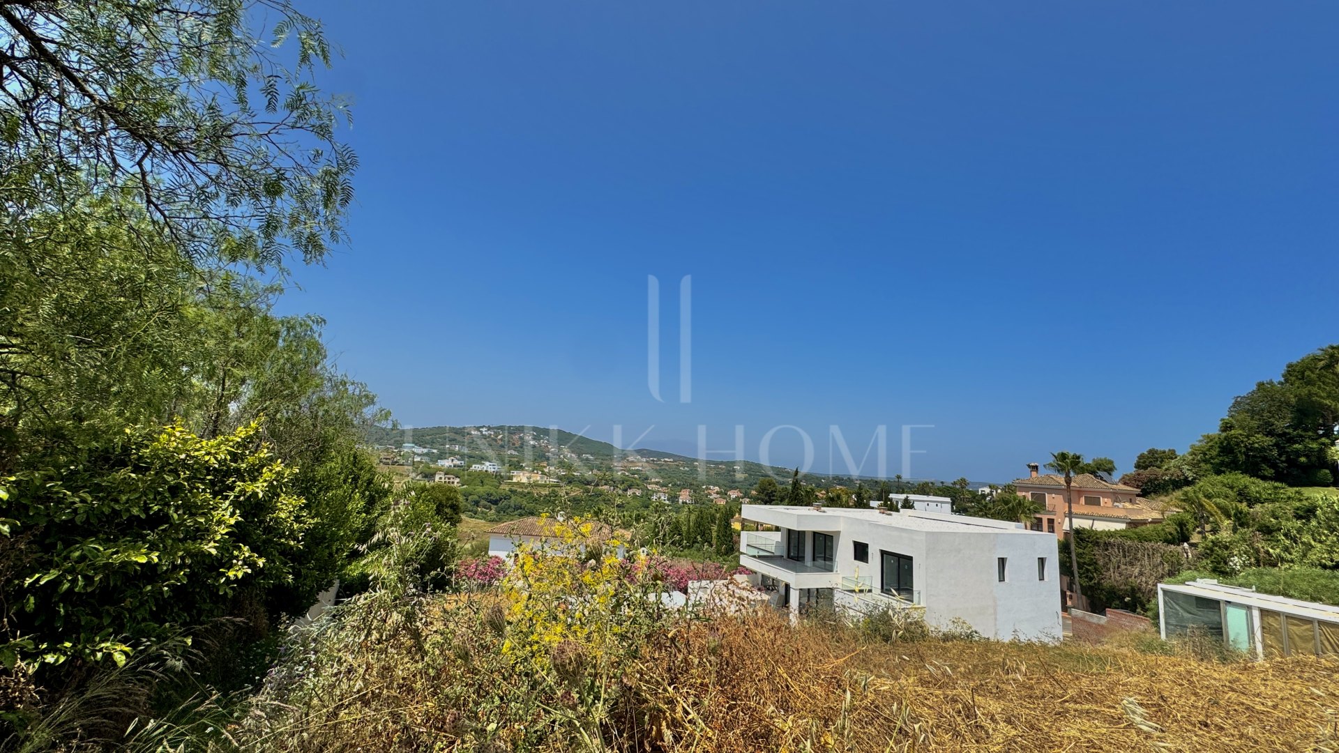 Plot with Panoramic Views to the Lake and Golf in Sotogrande Alto – F Zone